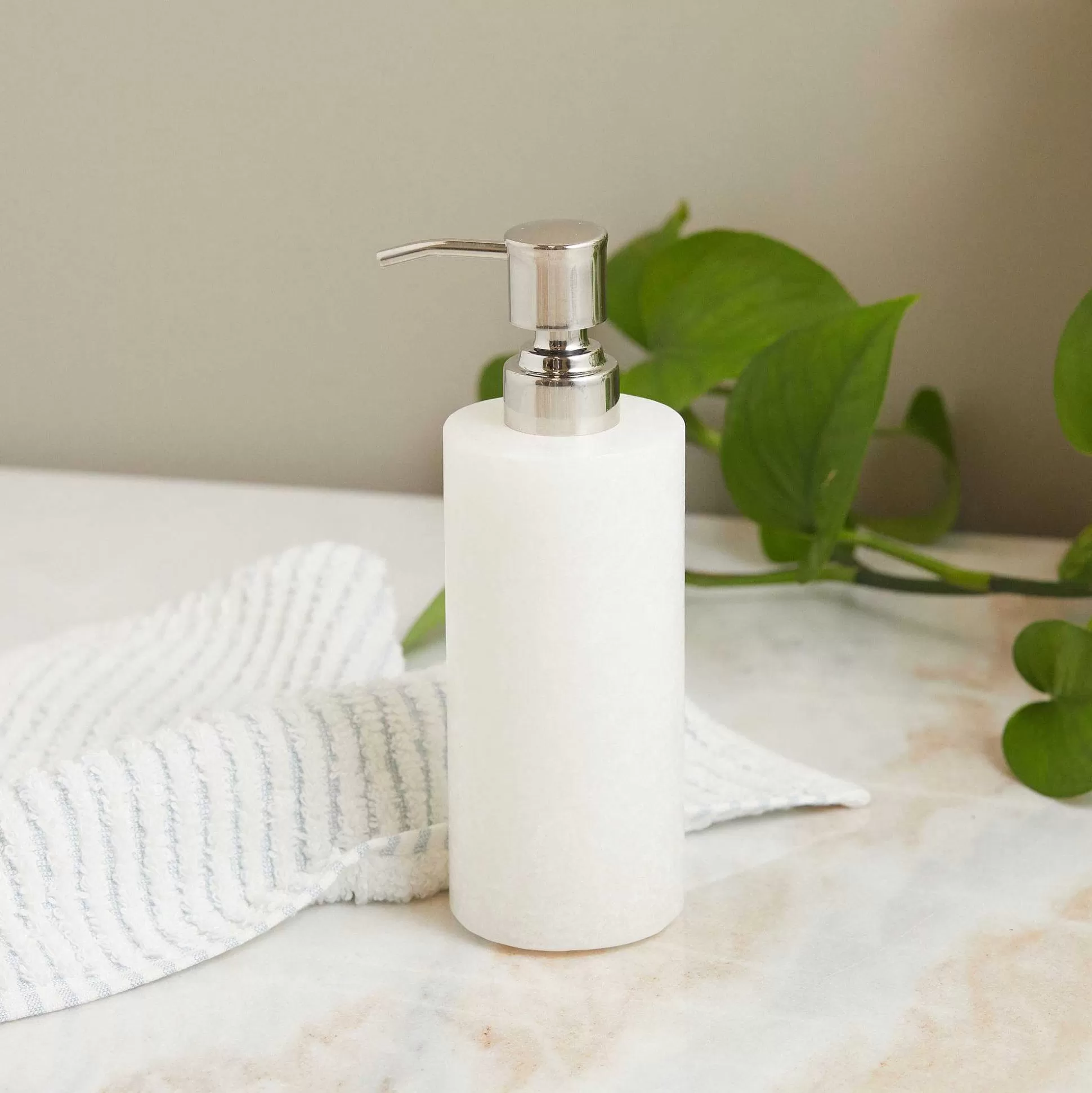 Be Home Soap & Lotion Dispensers<Alabaster Lotion Dispenser