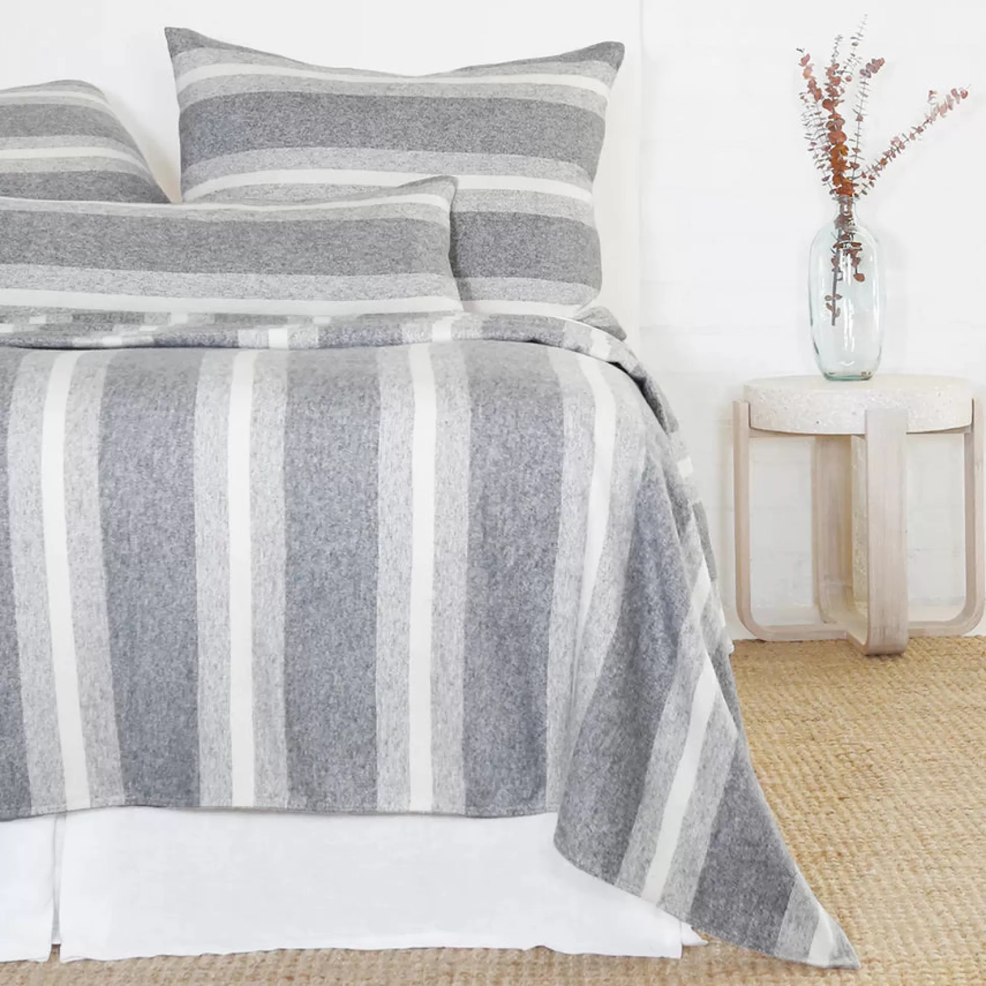 Alpine Blanket, King, Grey and Ivory^Be Home Online