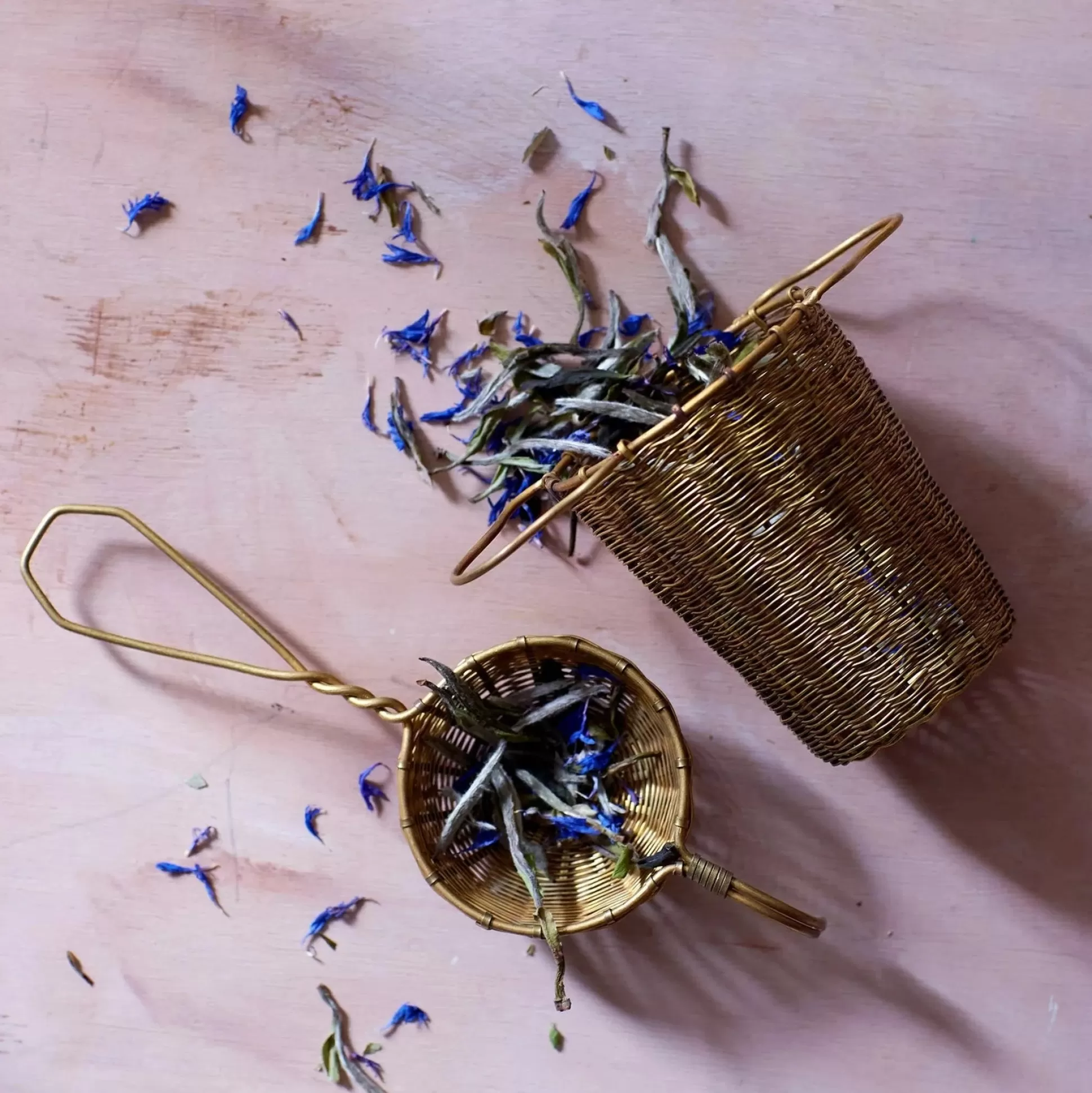 Bellocq Tea, Deep Tea Basket, Brass^Be Home Online