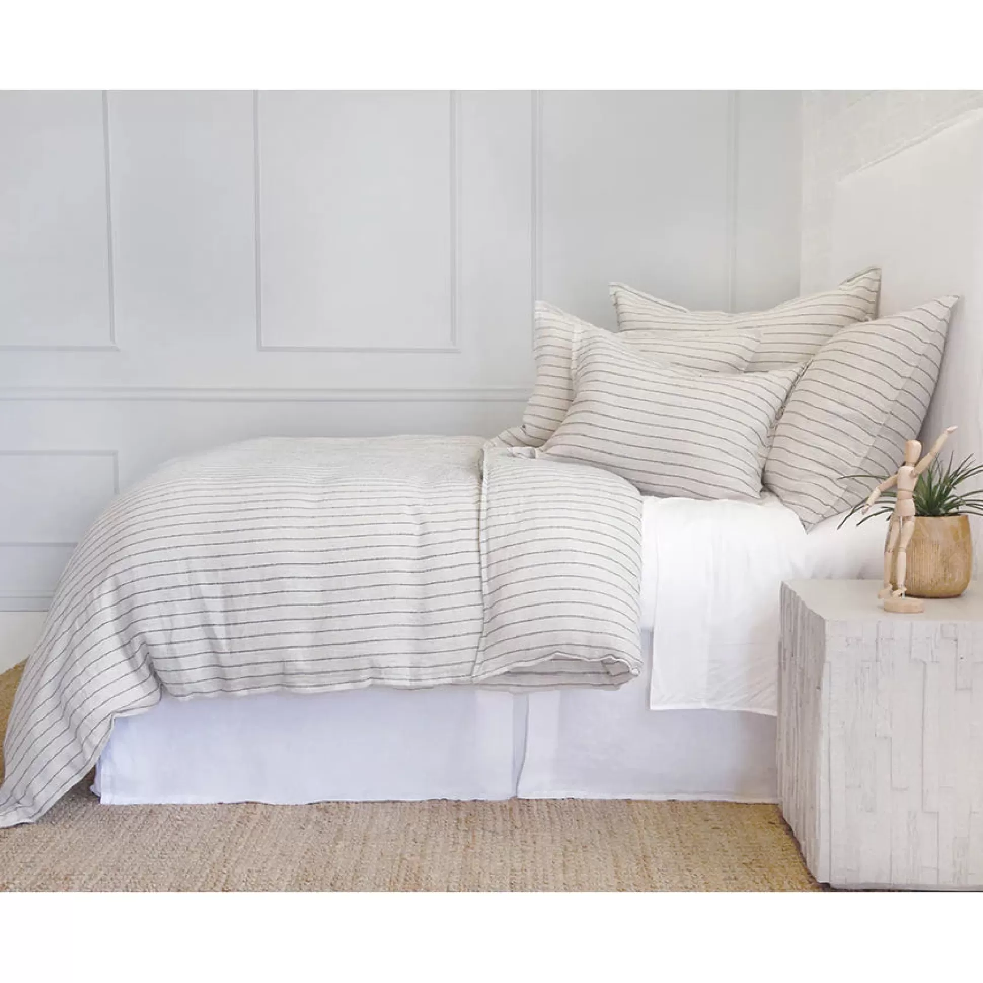 Blake Queen Duvet, Flax & Midnight^Be Home Fashion