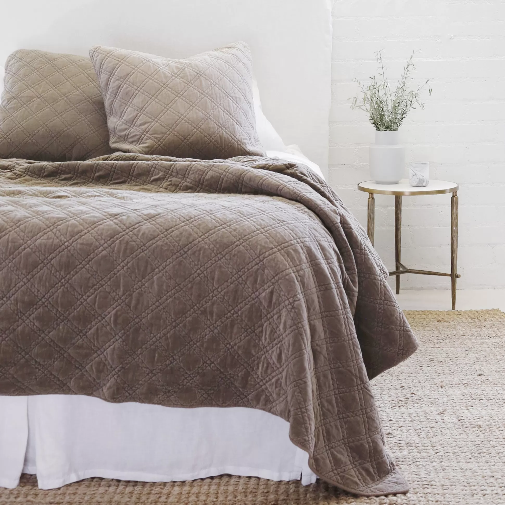 Brussels Queen Coverlet, Walnut^Be Home Shop