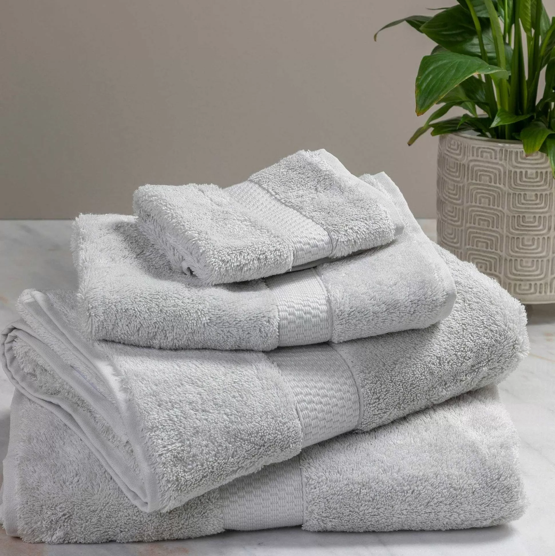 Be Home City Collection<City Bath Towel, Pearl