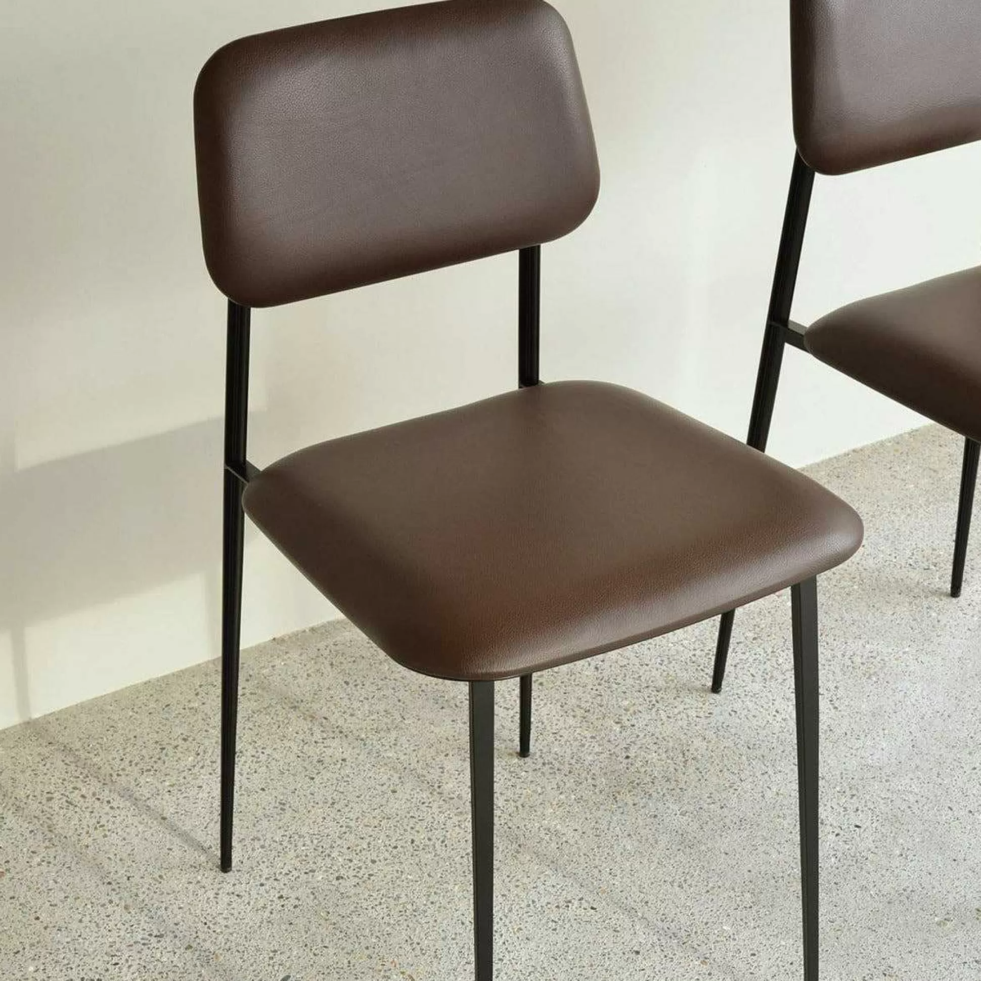 Be Home Dining Chairs<DC Leather Dining Chair, Chocolate