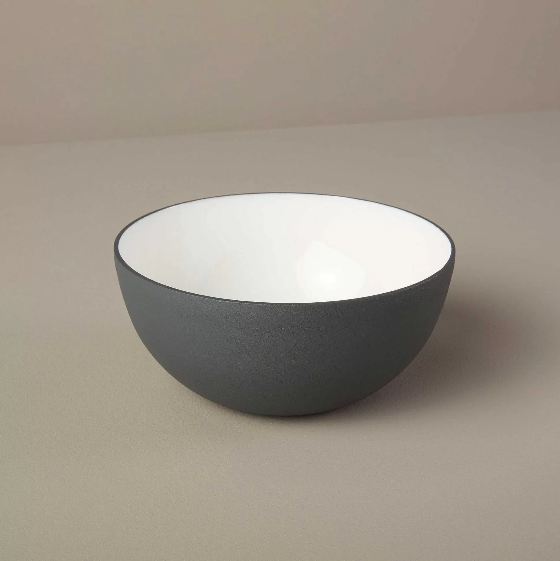 Be Home Metal & Enamel Serving Bowls<Easton Small Bowl, Graphite