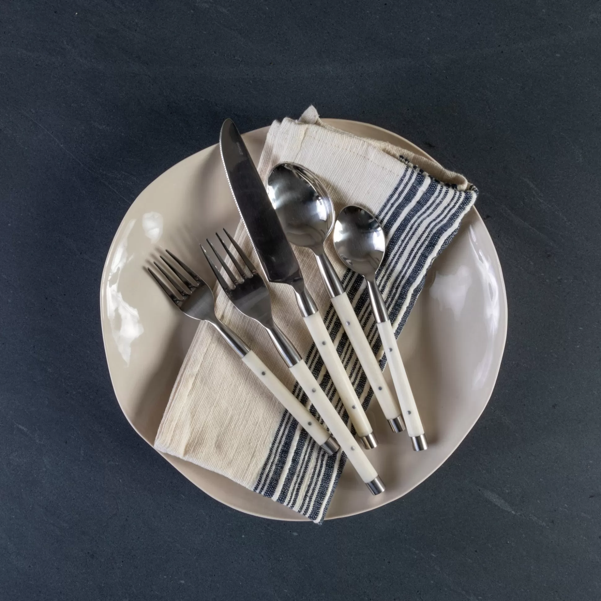 Everyday Stainless with Ivory Resin Inlay Flatware^Be Home Clearance