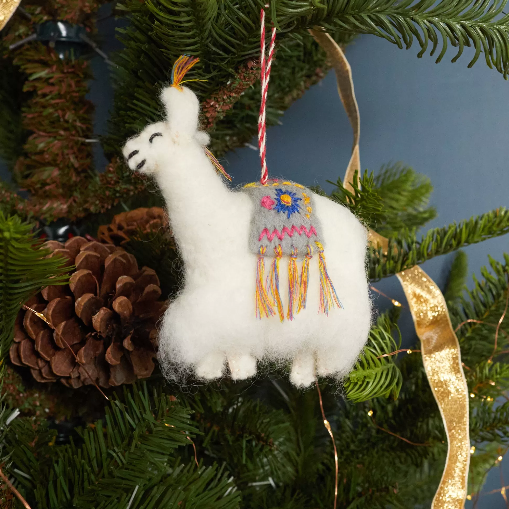 Farm Friends Llama Ornament^Be Home Outlet