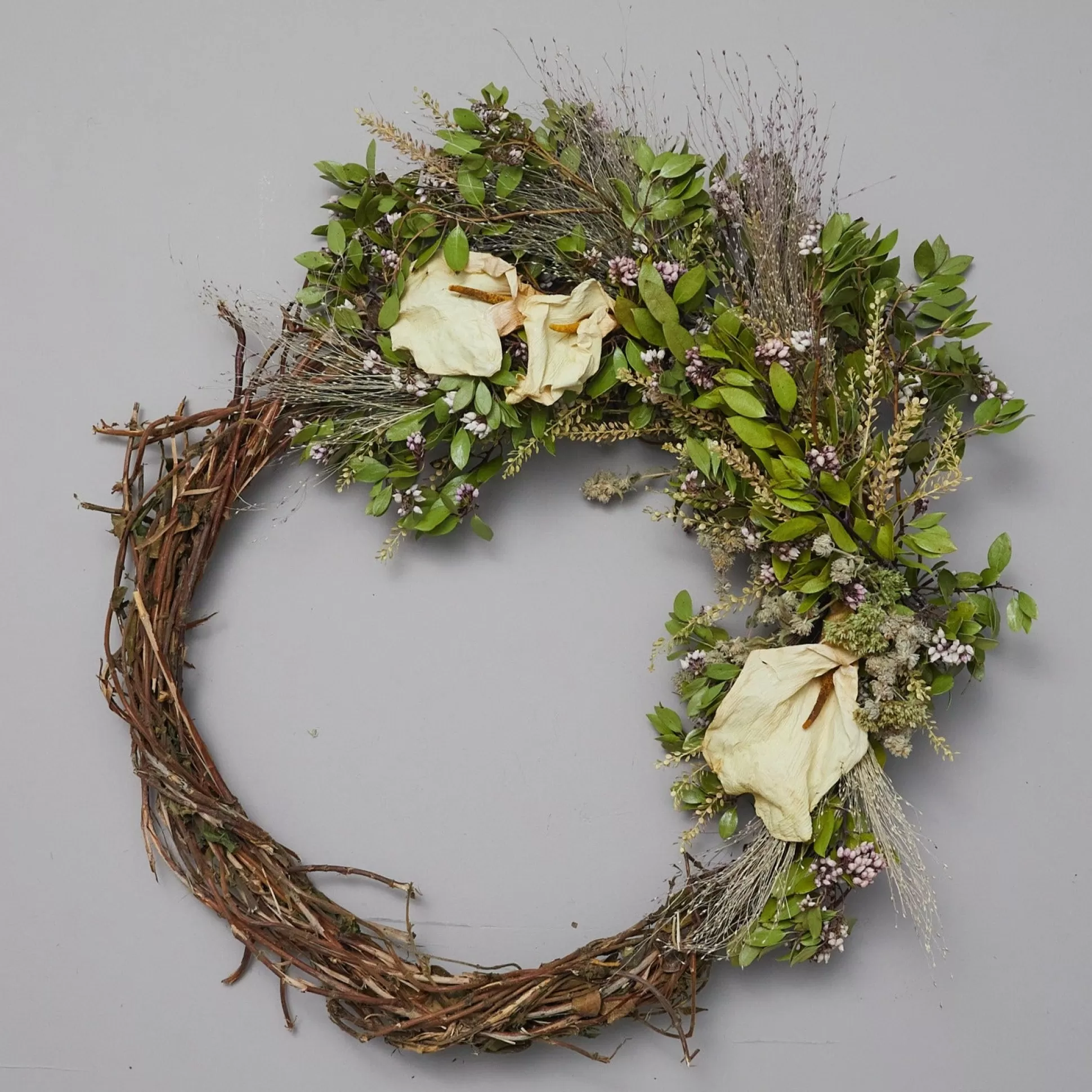 Foraged Honeysuckle and Calla Lily Wreath^Be Home Cheap