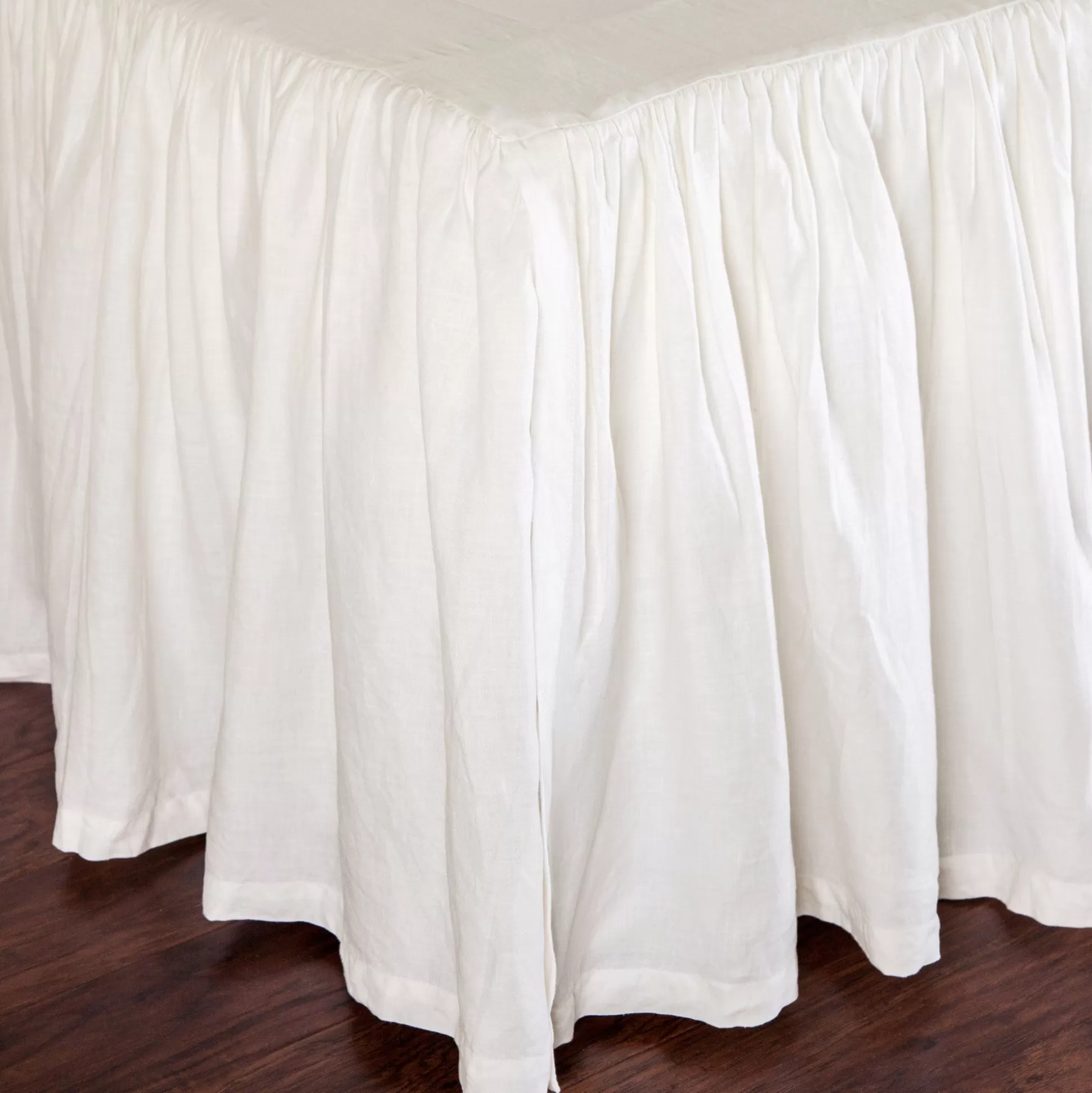 Gathered Linen Queen Bedskirt, Cream^Be Home Best Sale