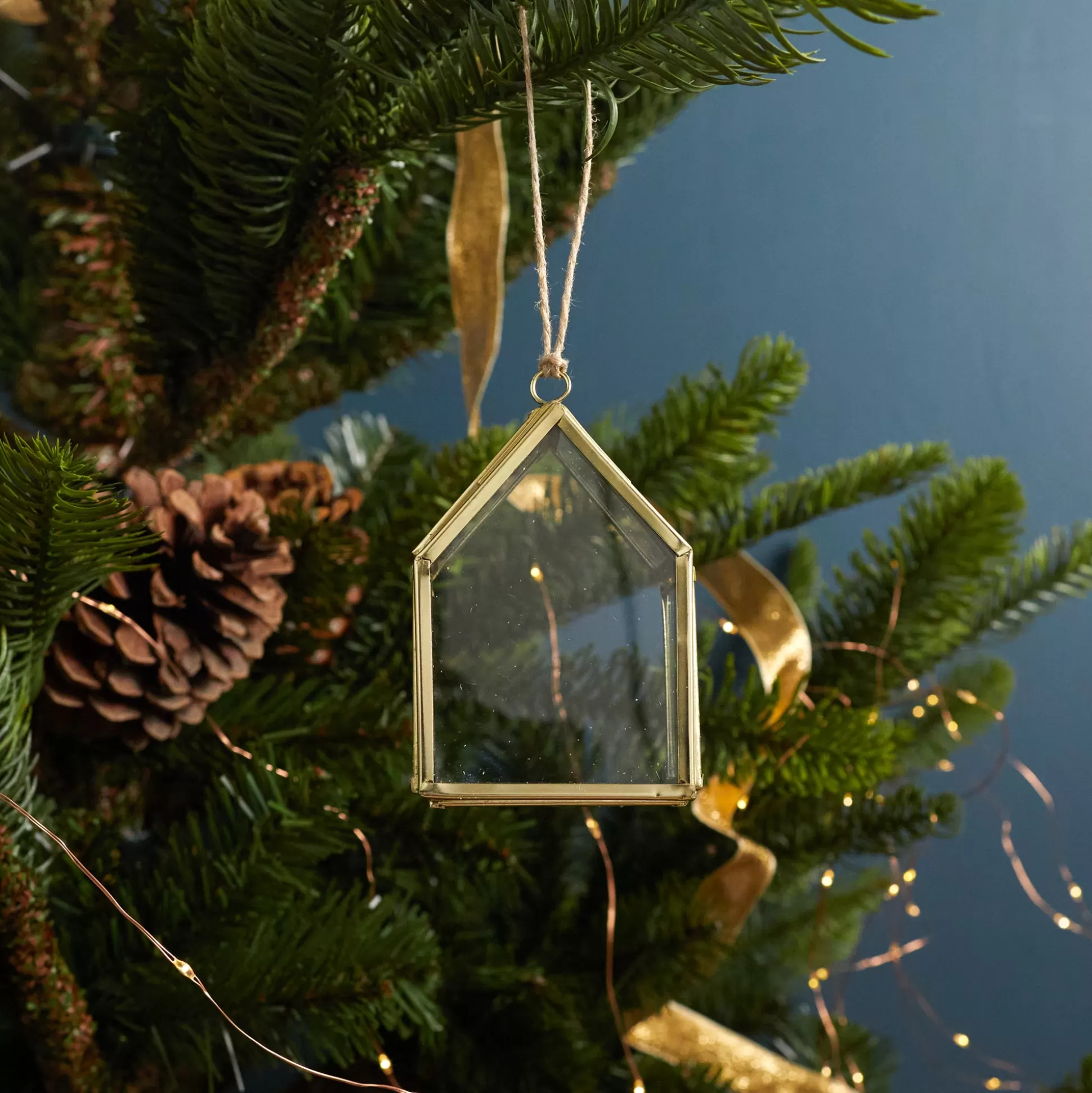 Glass House Ornament, Small^Be Home Shop