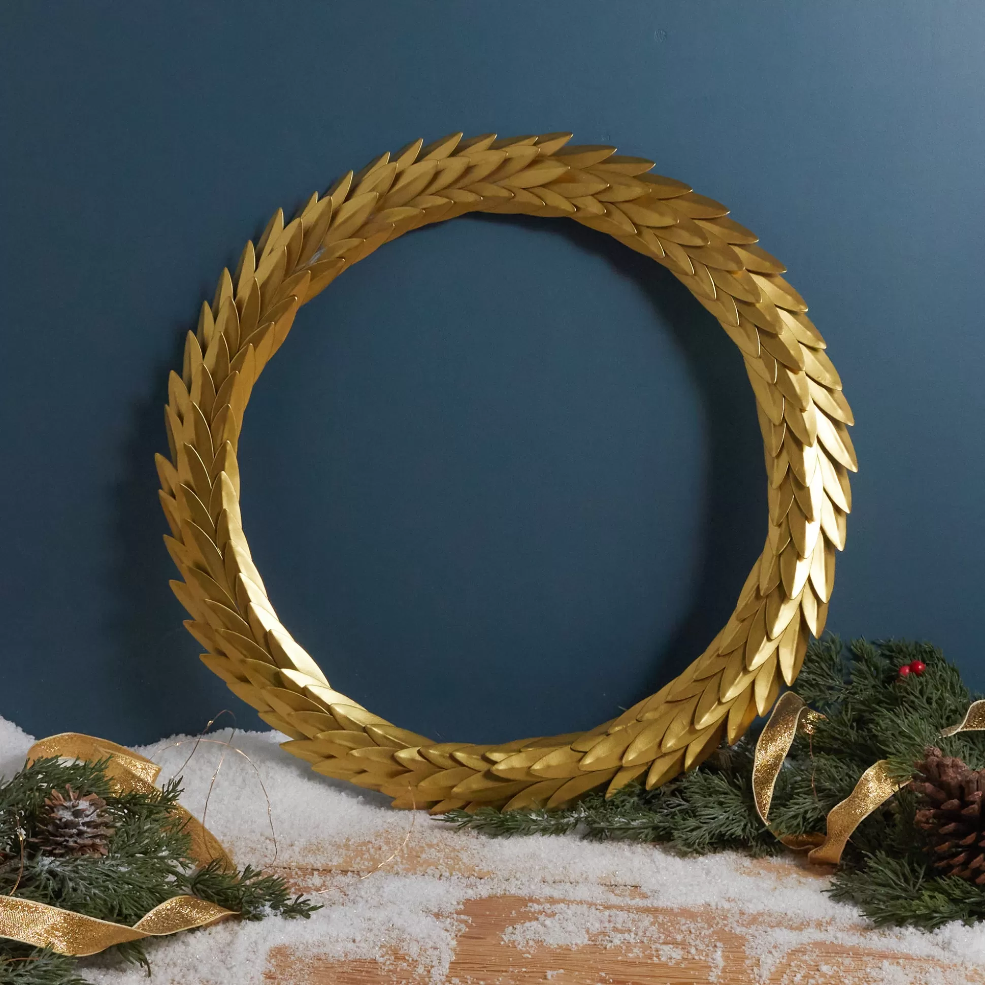 Gold Laurel Wreath^Be Home Outlet