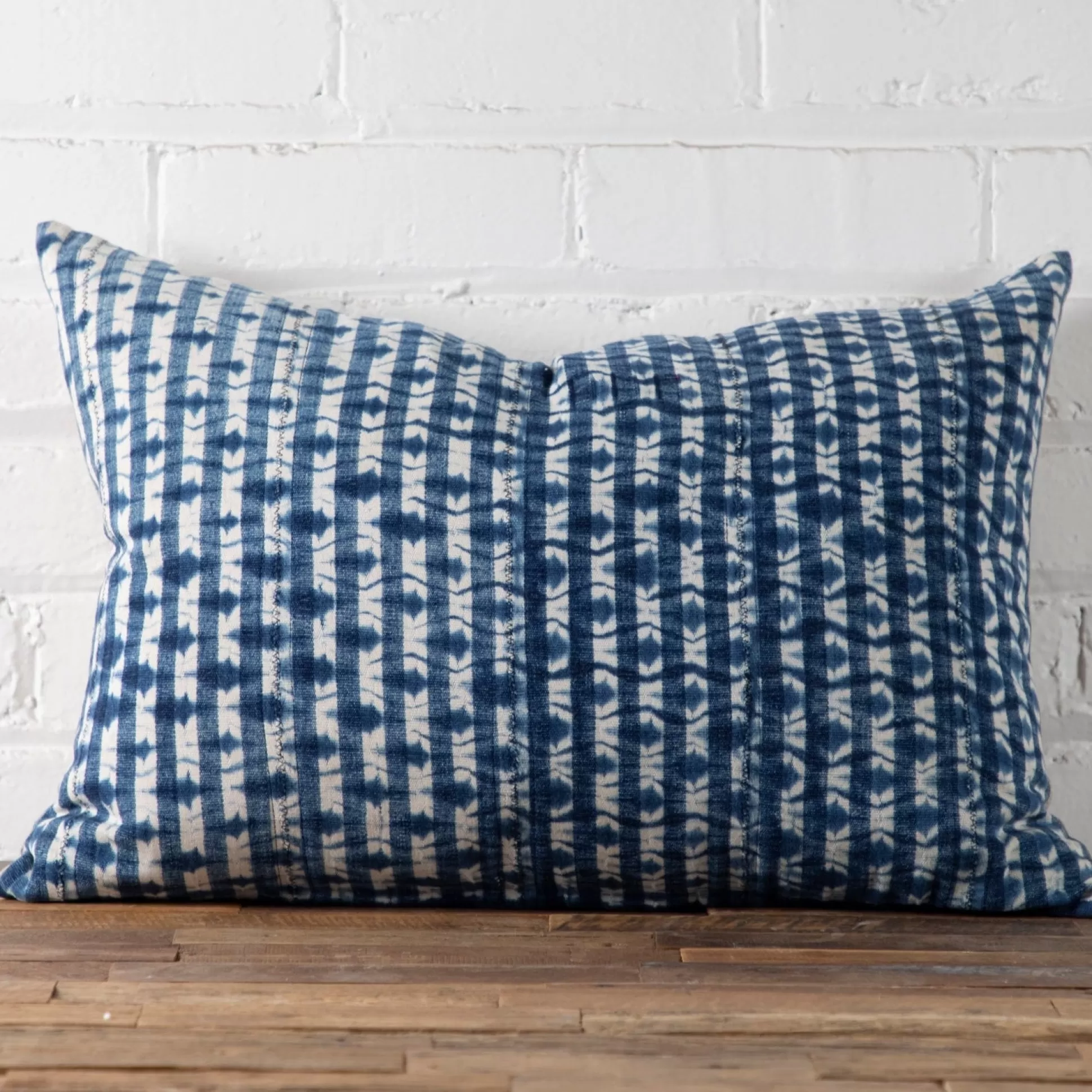 Indigo Sea Lumbar Pillow^Be Home Outlet