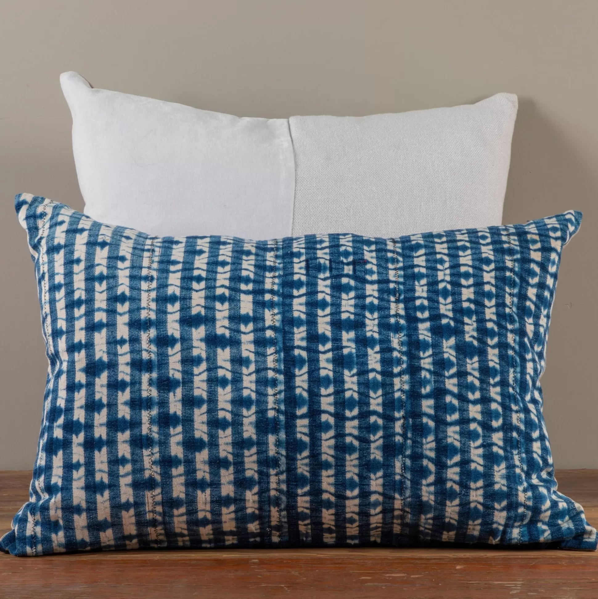 Indigo Sea Lumbar Pillow^Be Home Outlet