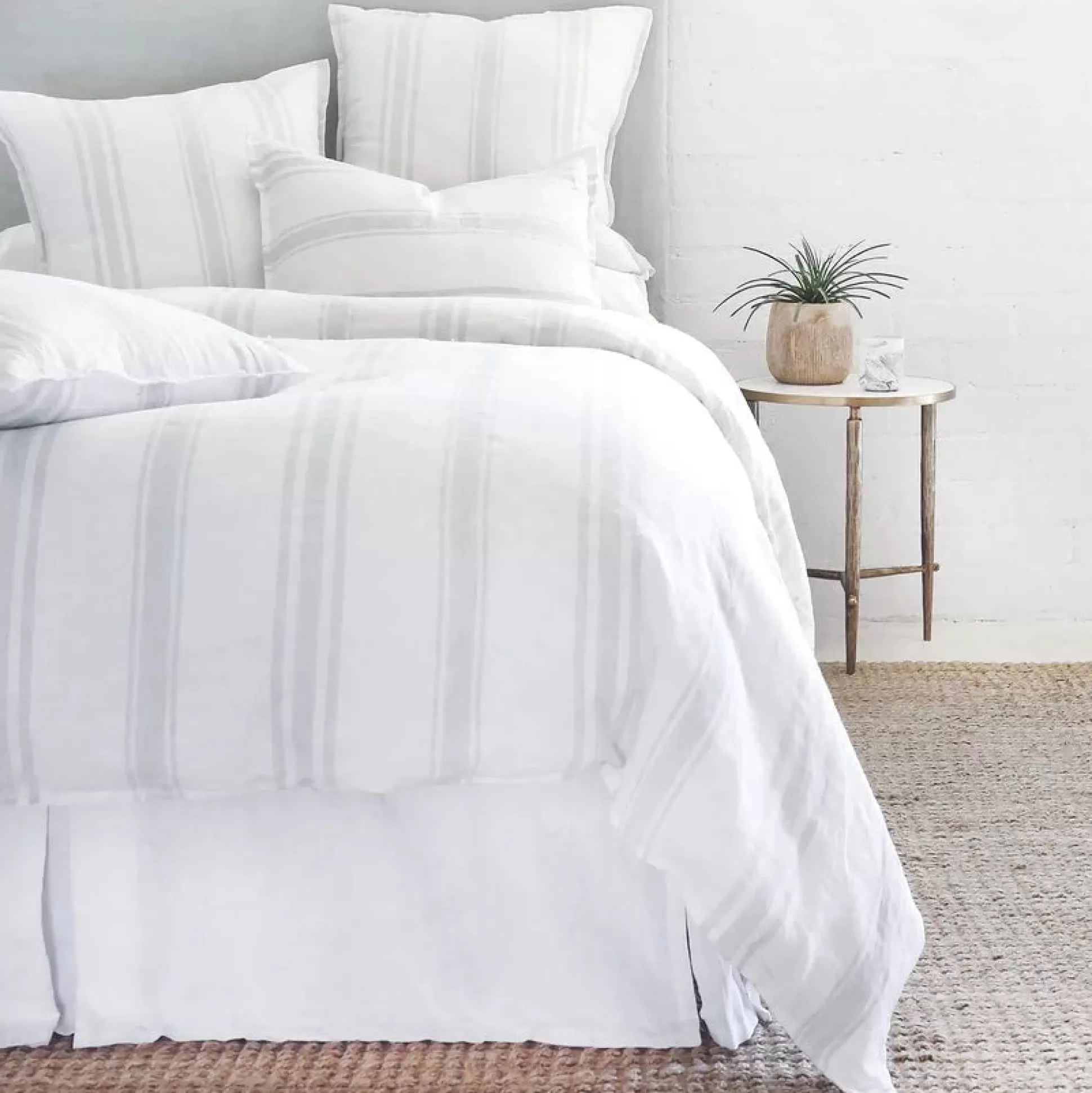 Jackson King Duvet Cover, White & Ocean^Be Home Flash Sale