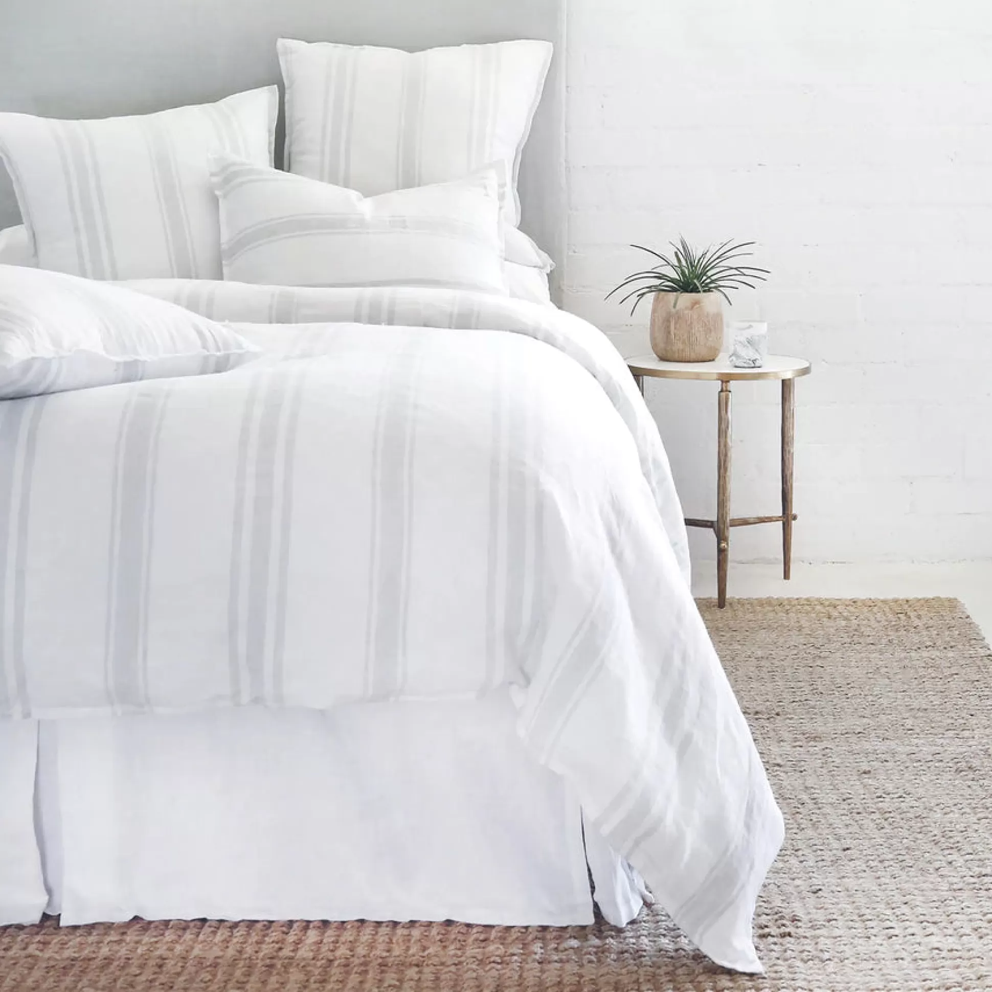 Jackson Queen Duvet Cover, White & Ocean^Be Home Best Sale