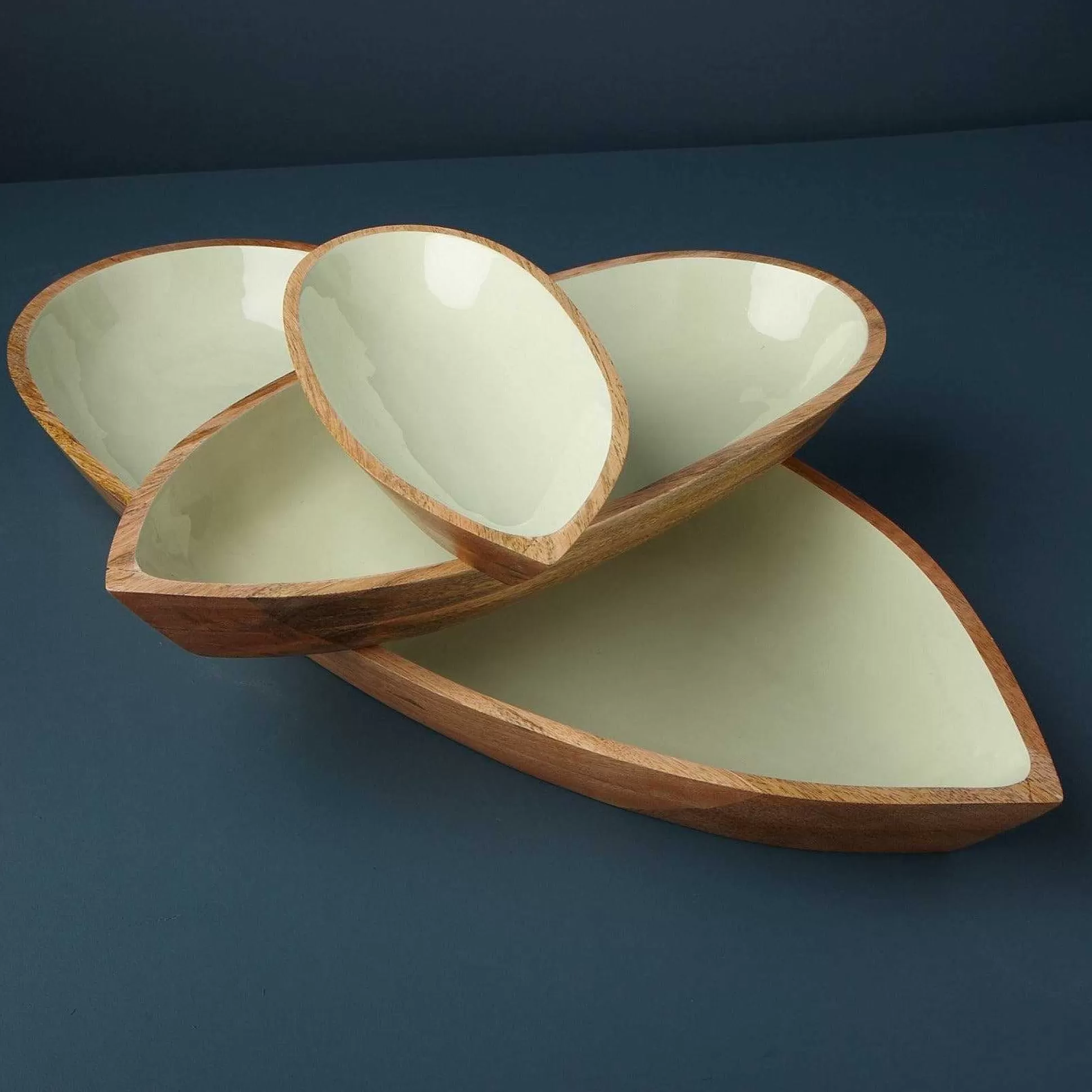 Be Home The Madras Collection<Madras Large Oval Bowl, Mint