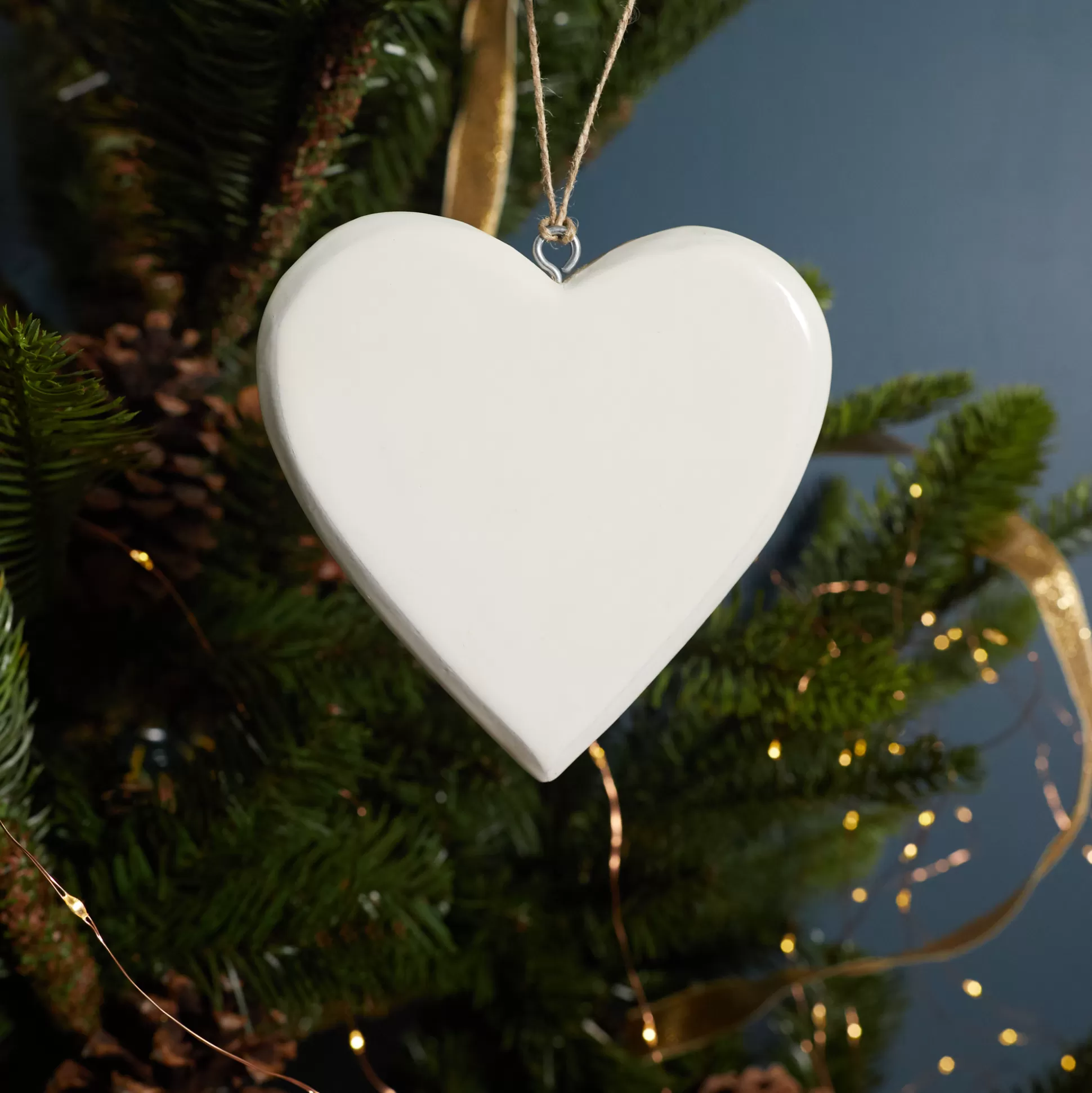 Mango Wood & Enamel Heart Ornament, Large^Be Home Online