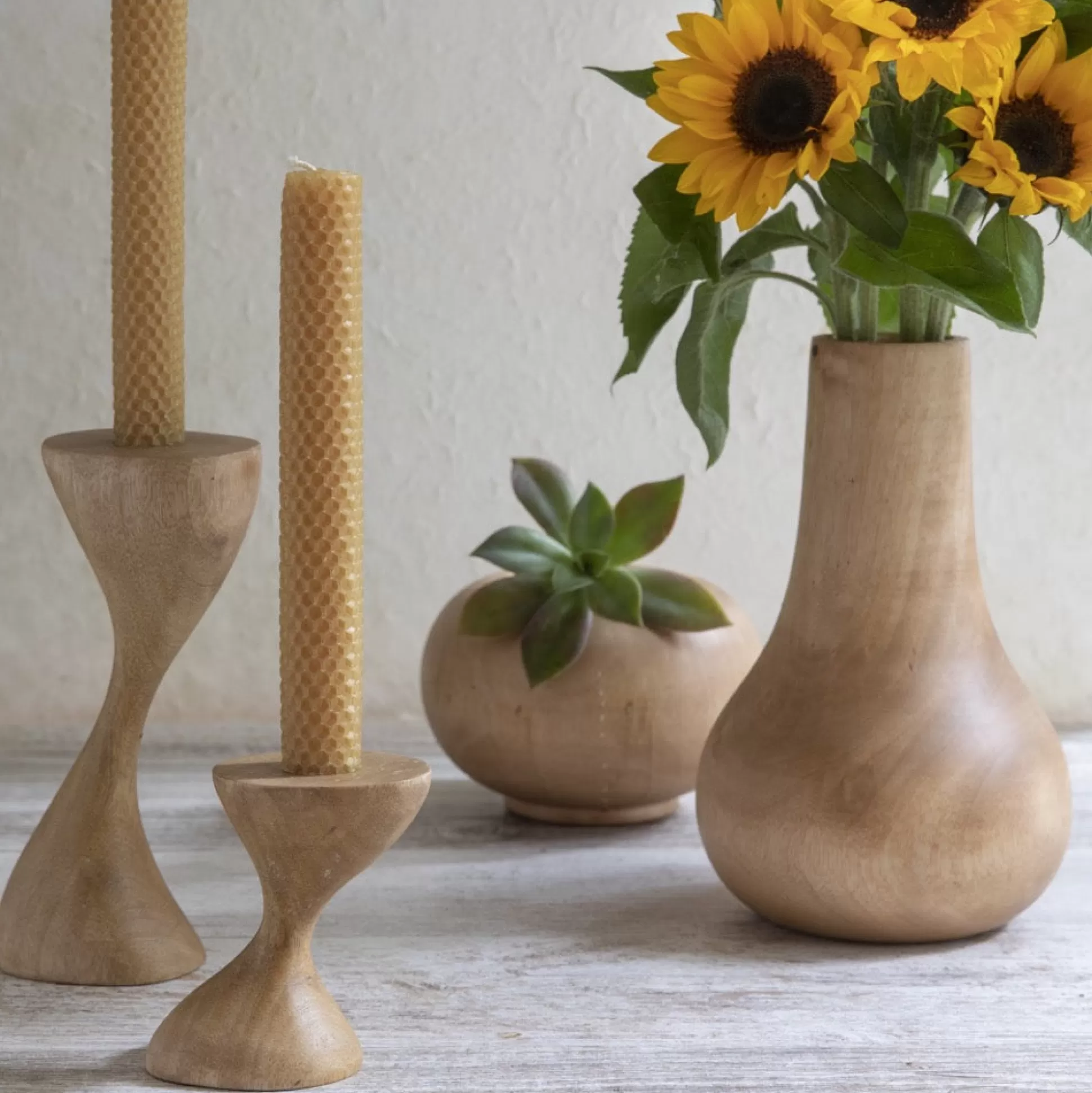 Mango Wood Bulb Vase^Be Home Hot