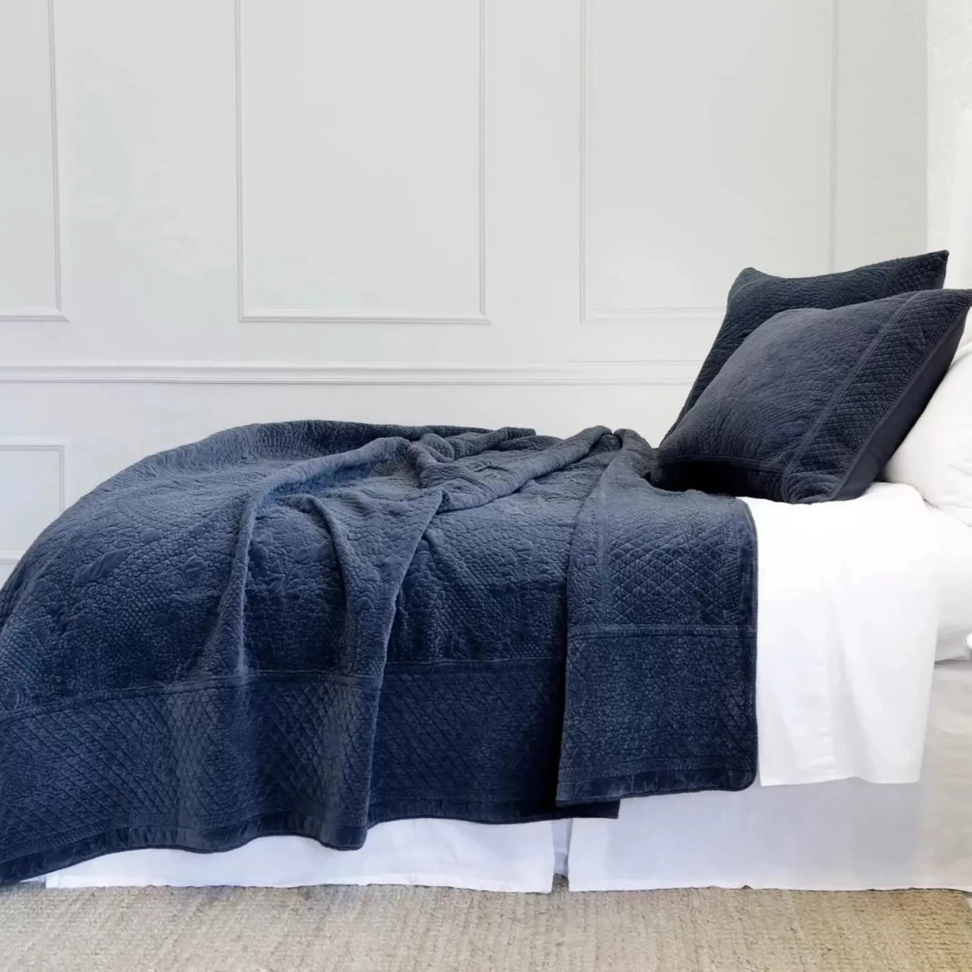 Marseille Queen Coverlet, Navy^Be Home Best Sale