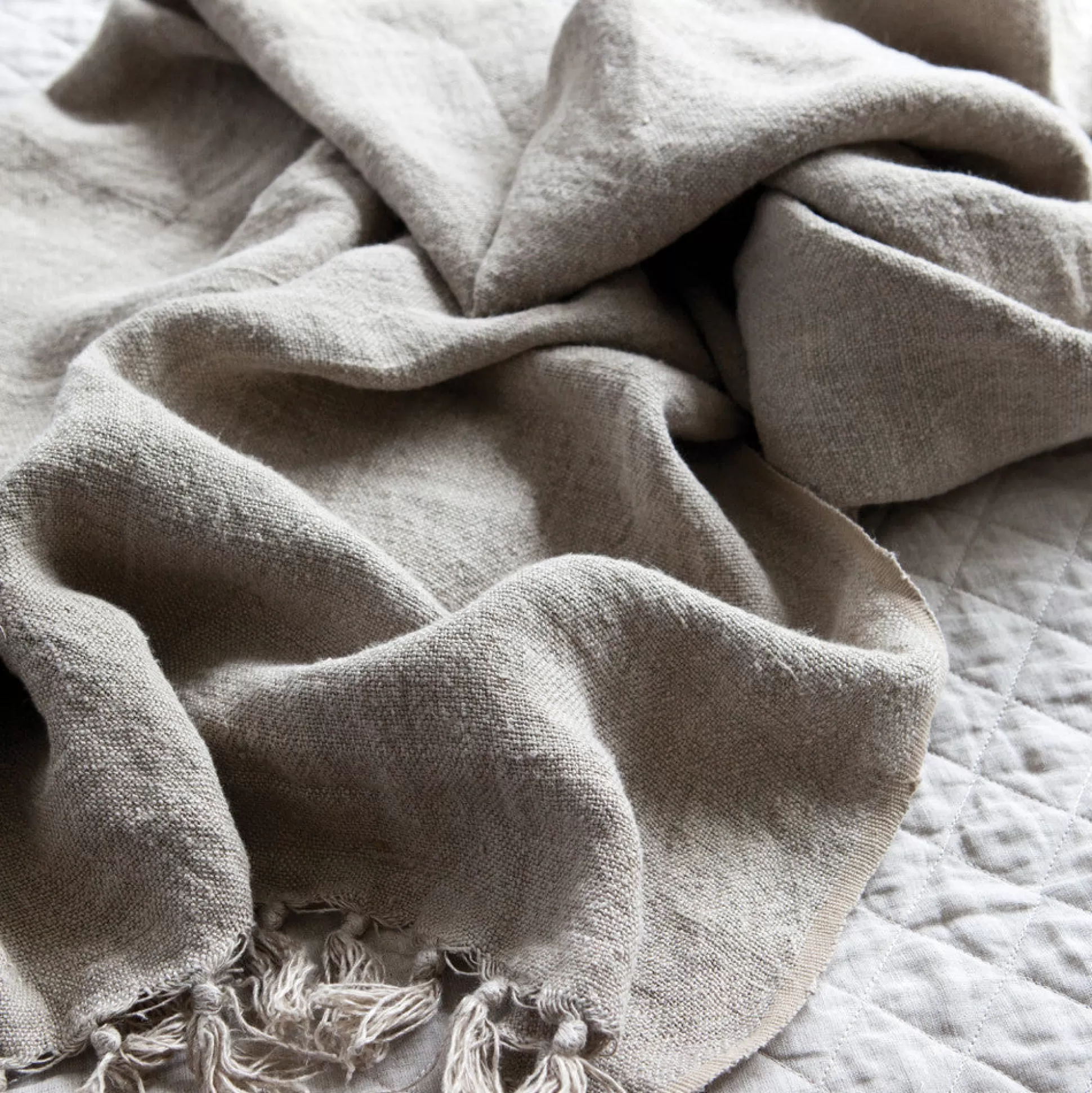 Montauk King Blanket, Natural^Be Home Fashion