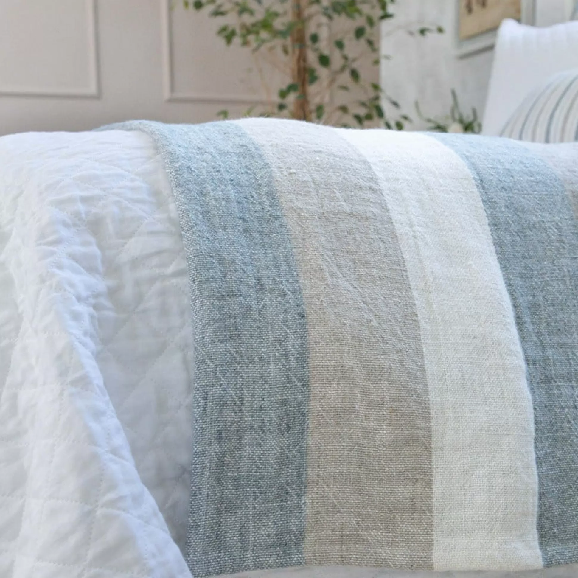 Monterey Blanket, King, Ocean & Natural^Be Home Fashion