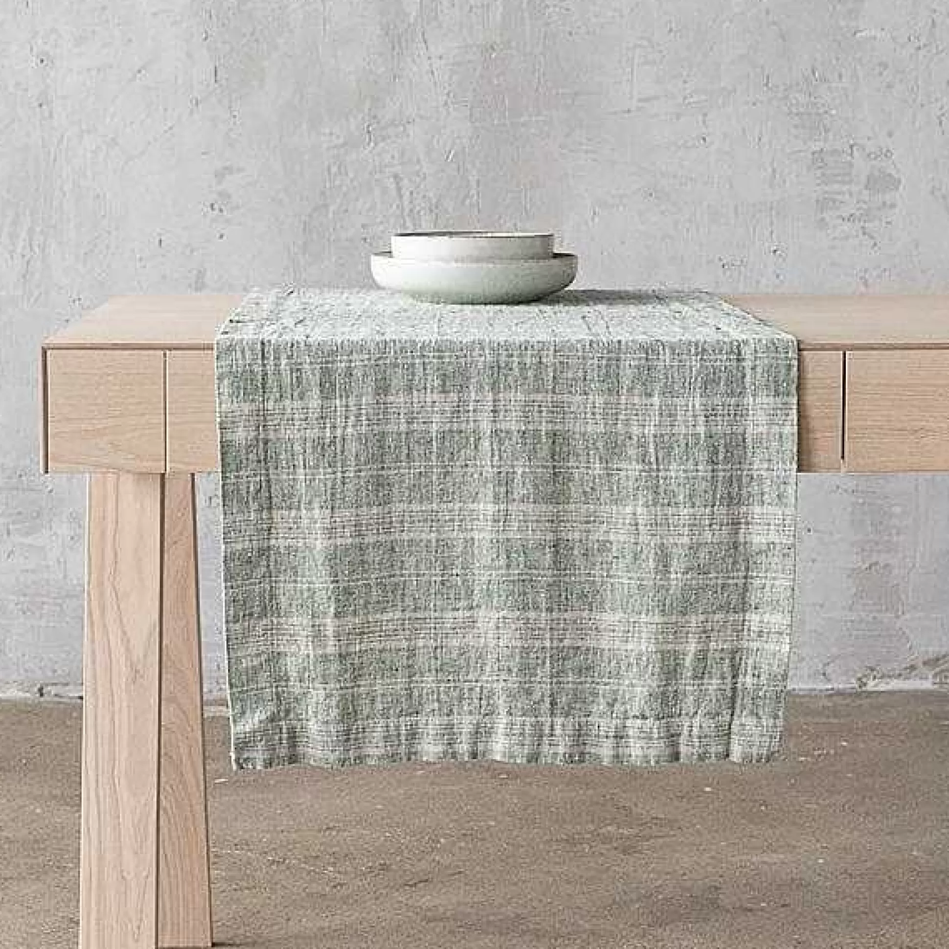 Be Home Table Linens<Multistripe Runner, Forest Green and Natural