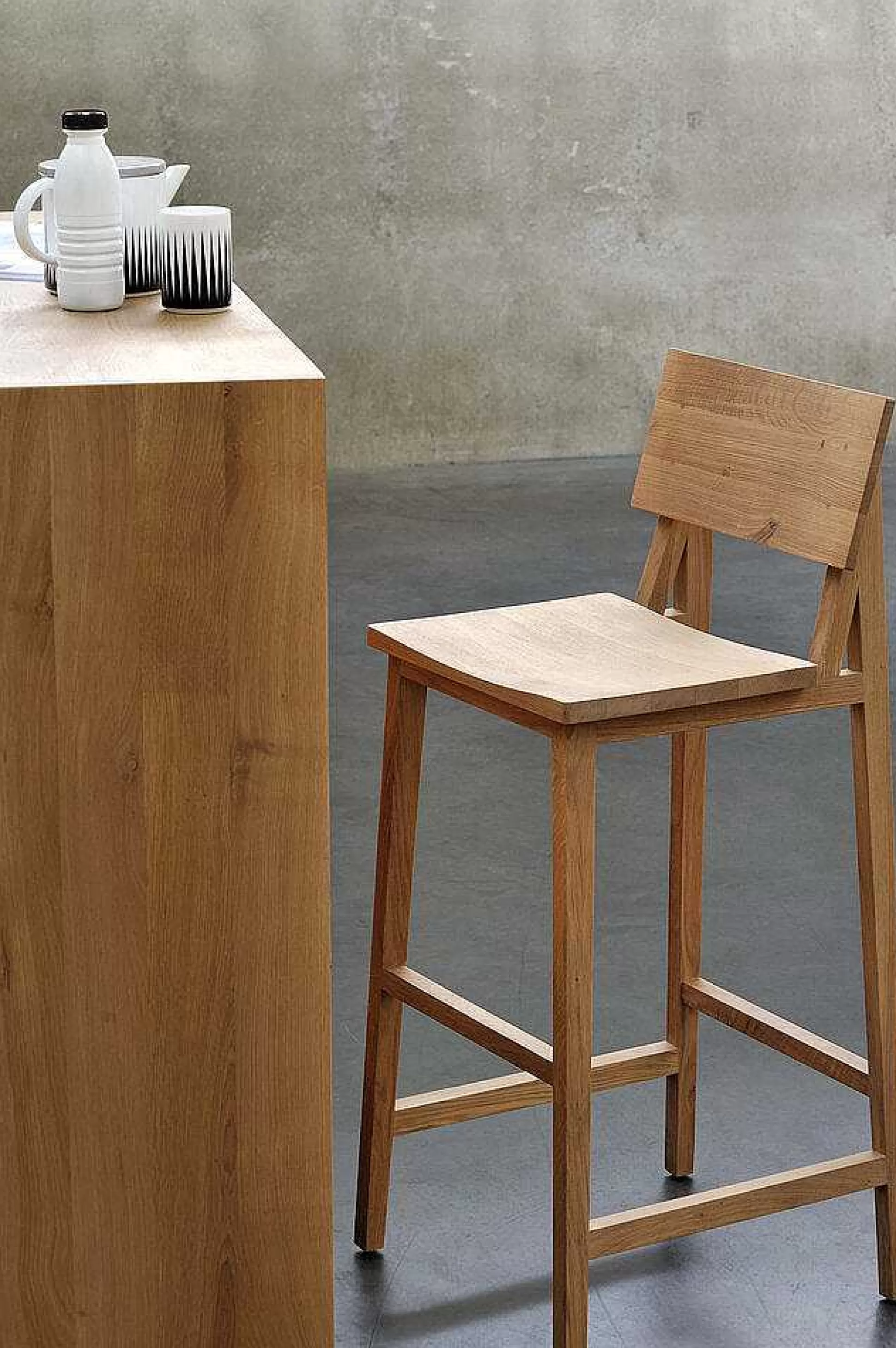 Be Home Stools<N4 Bar Stool, Varnished Oak