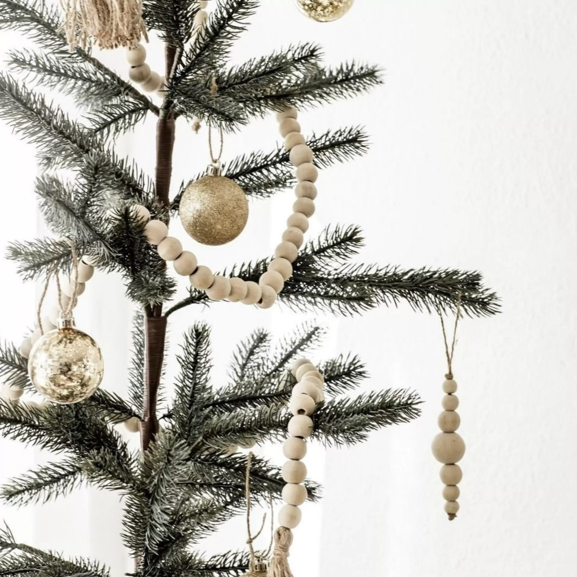 Natural Wood Bead Garland^Be Home Clearance