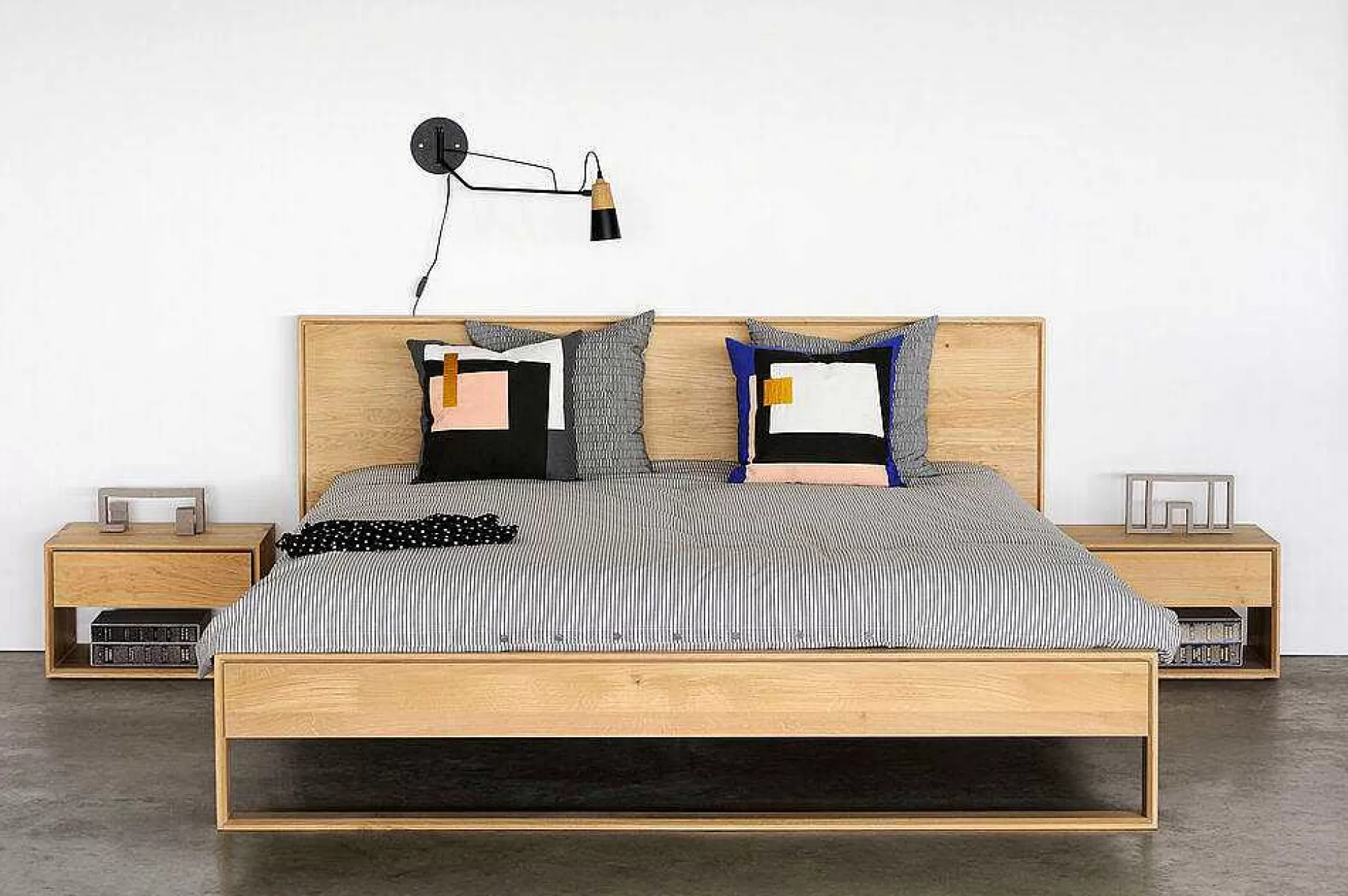 Be Home Beds<Nordic II Solid Oak Bed, King