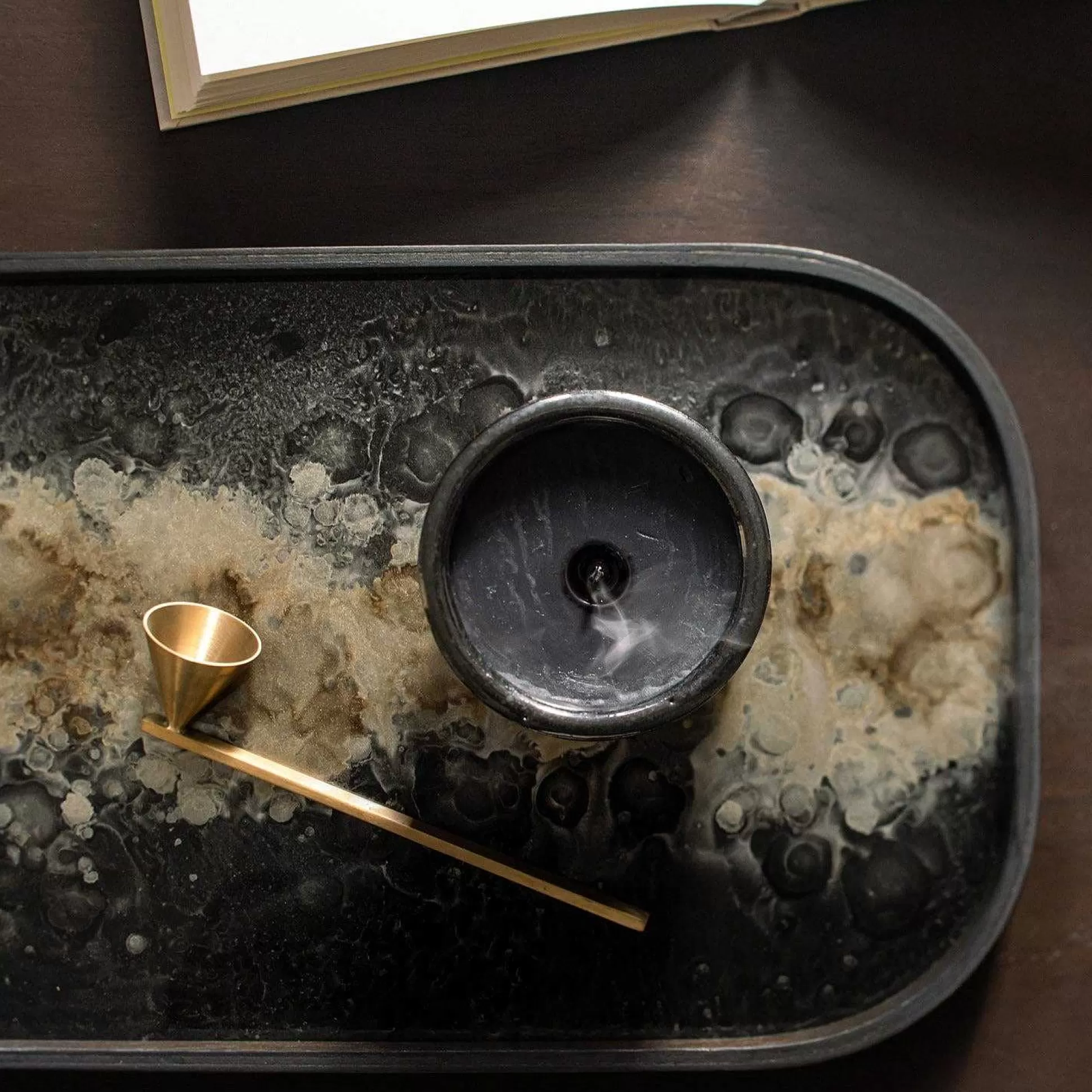 Be Home Trays<Oblong Black Glass Organic Valet Tray