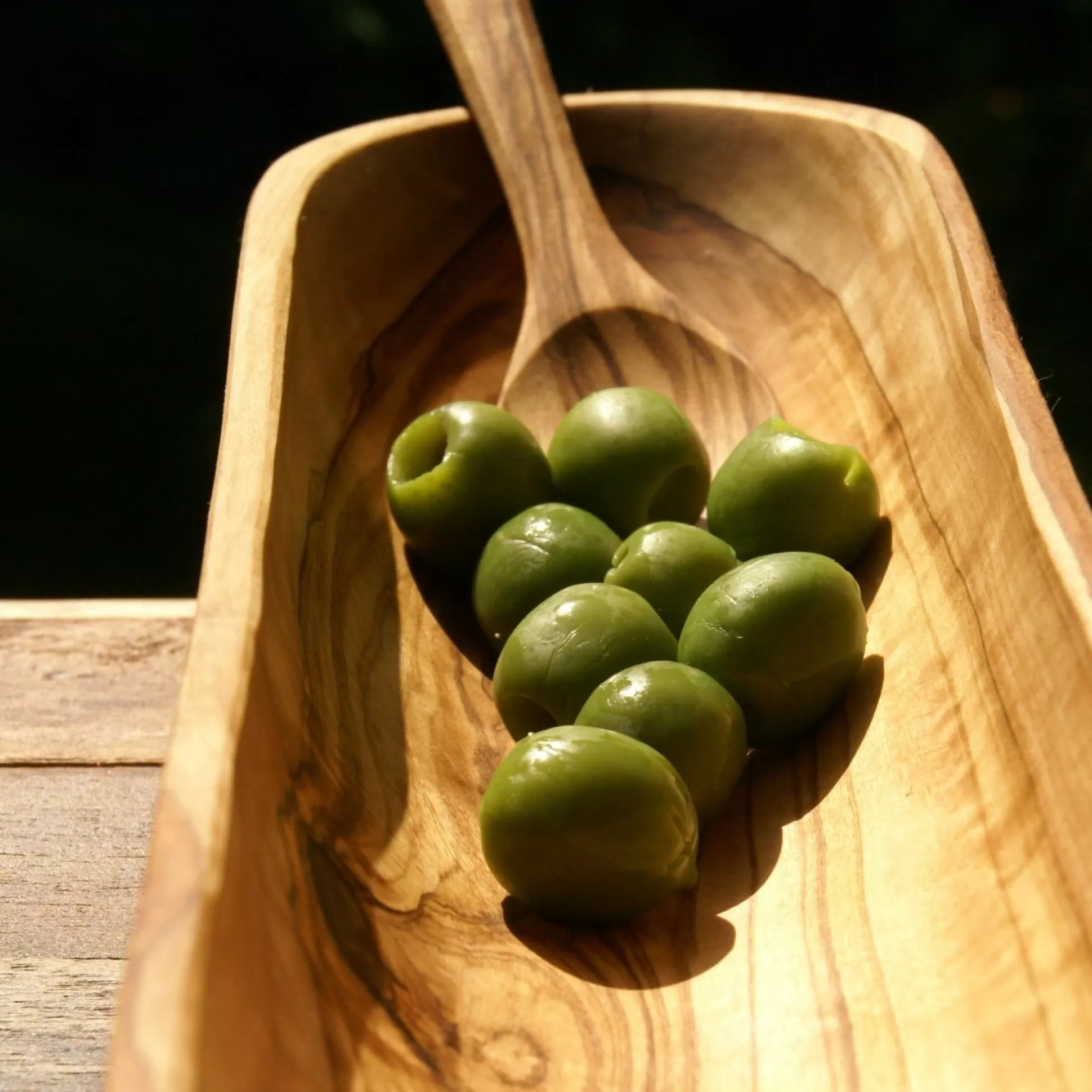 Olive Wood Oval Dish, Large^Be Home Fashion