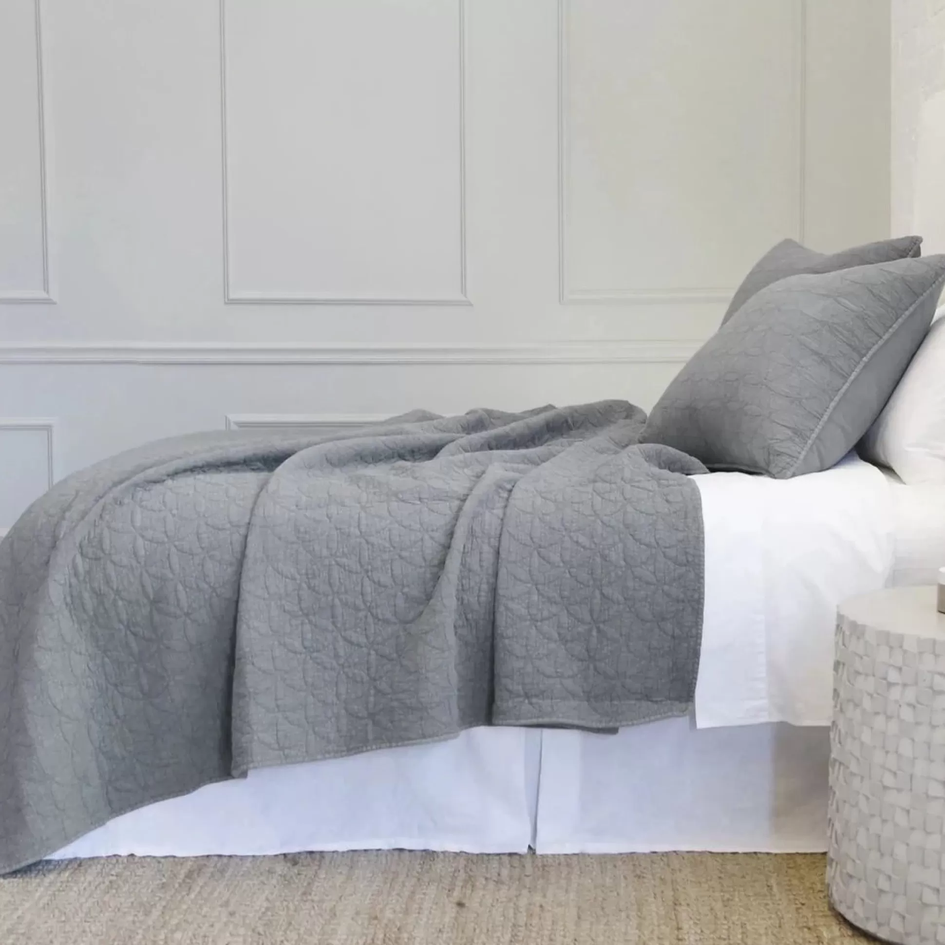 Oslo King Coverlet, Grey Denim^Be Home Clearance