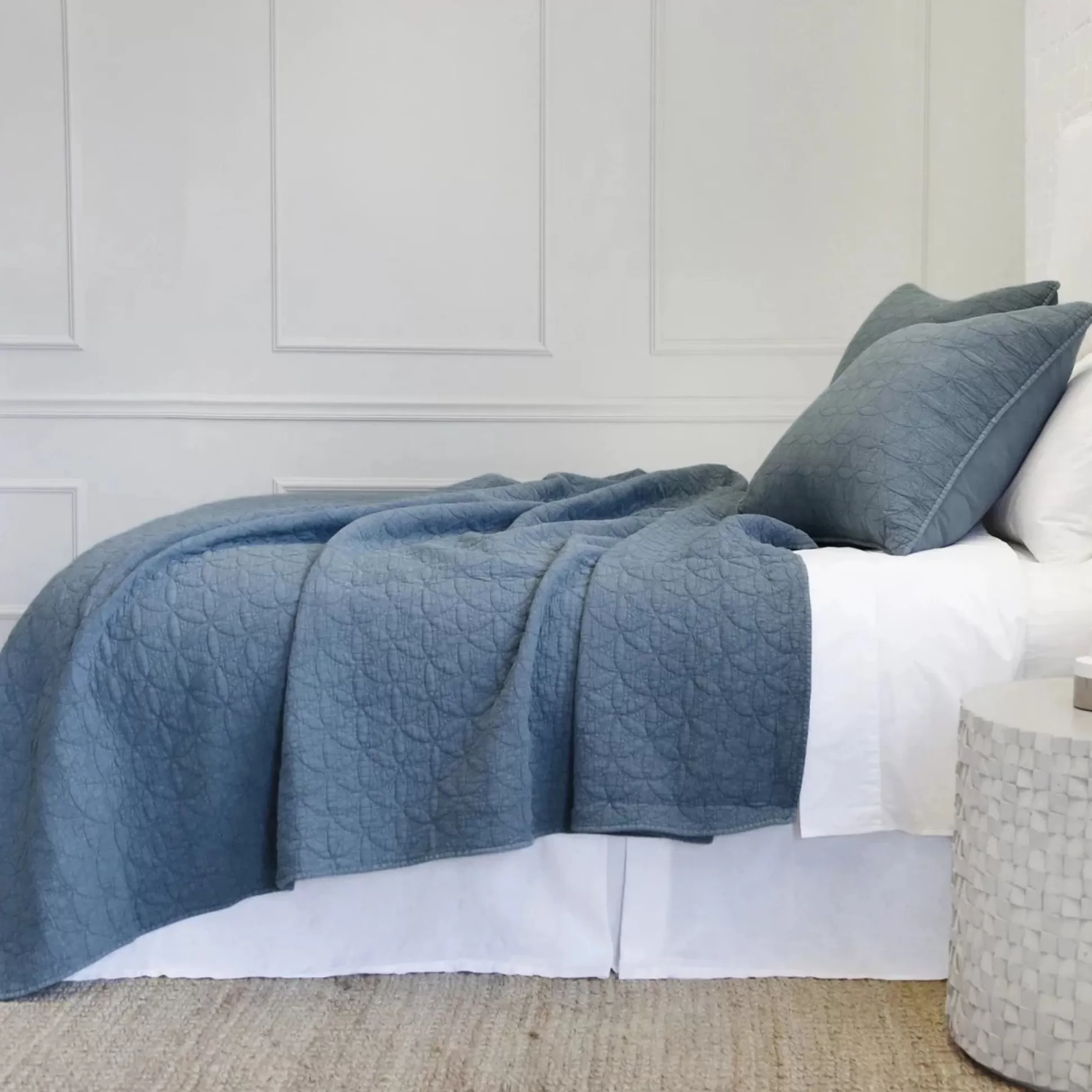 Oslo Queen Coverlet, Blue Denim^Be Home Hot