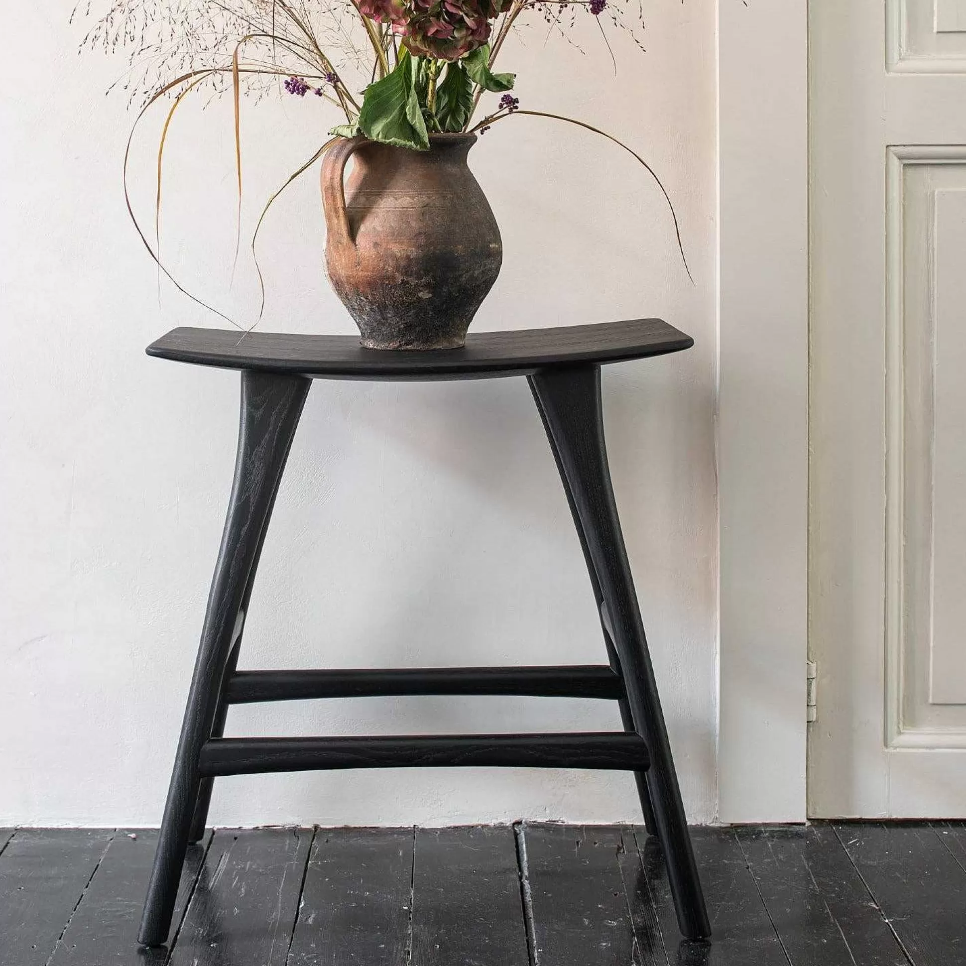 Be Home Stools<Osso Counter Stool, Varnished Oak, Black