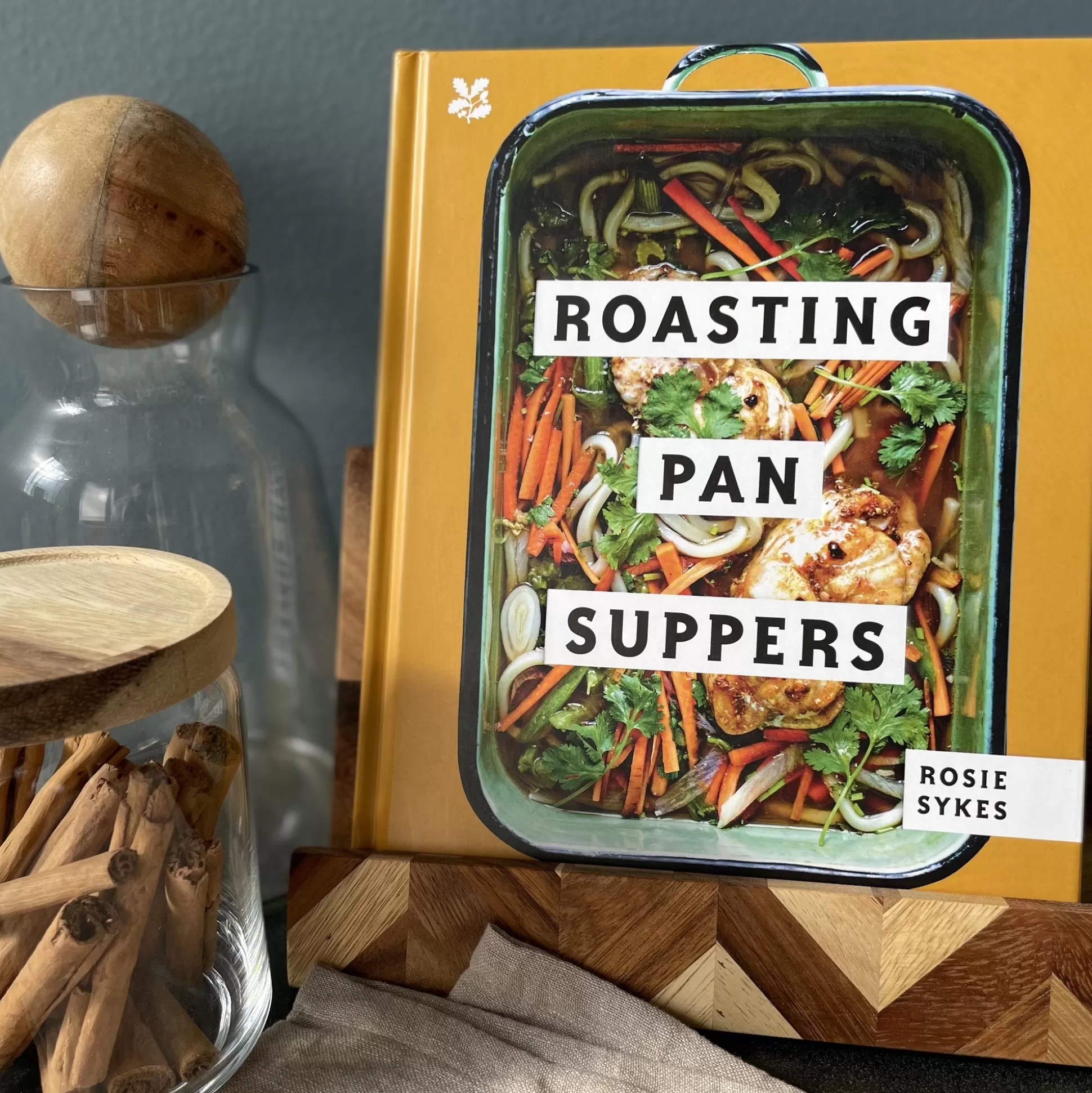 Roasting Pan Suppers By Rosie Sykes^Be Home Cheap