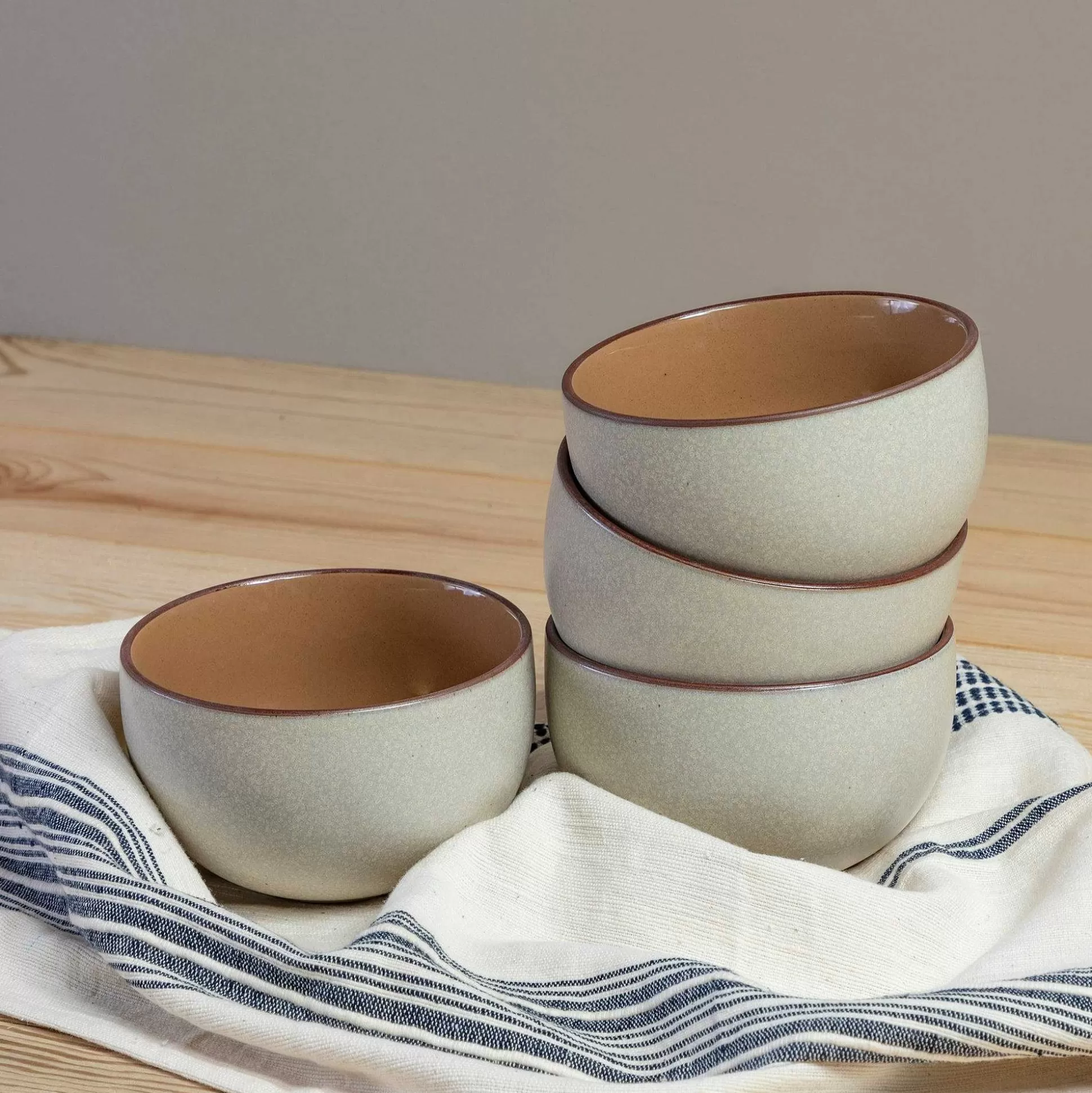 Be Home Stoneware Serving Bowls<Snack Bowl, Large, Set of 4