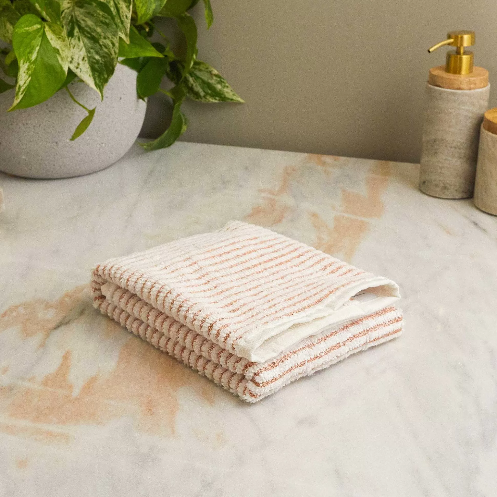 Be Home Bath Hand Towels<Sullivan Hand Towel, Burnt Sienna