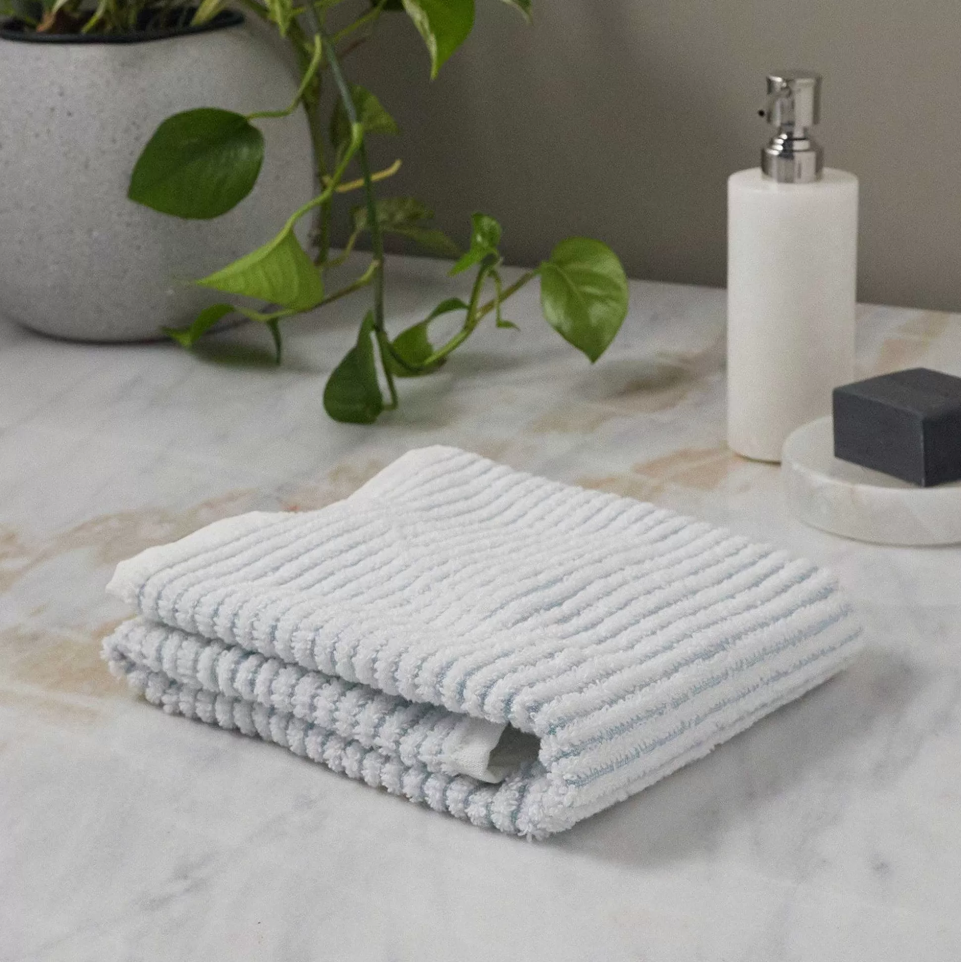 Be Home Bath Hand Towels<Sullivan Hand Towel, Sterling Blue