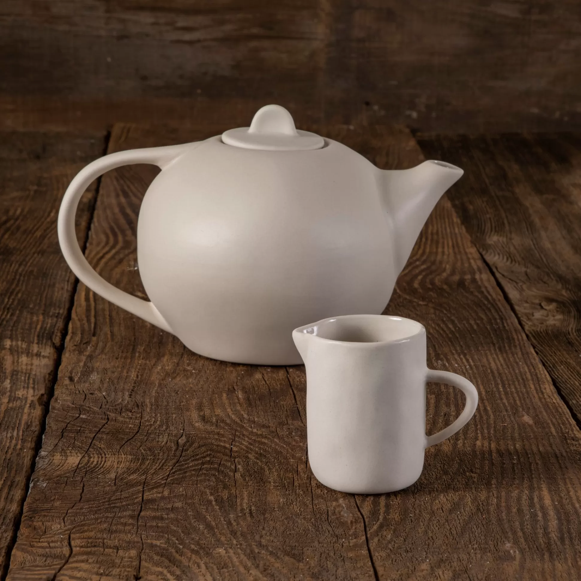 Tam Stoneware Teapot, Pearl^Be Home Clearance