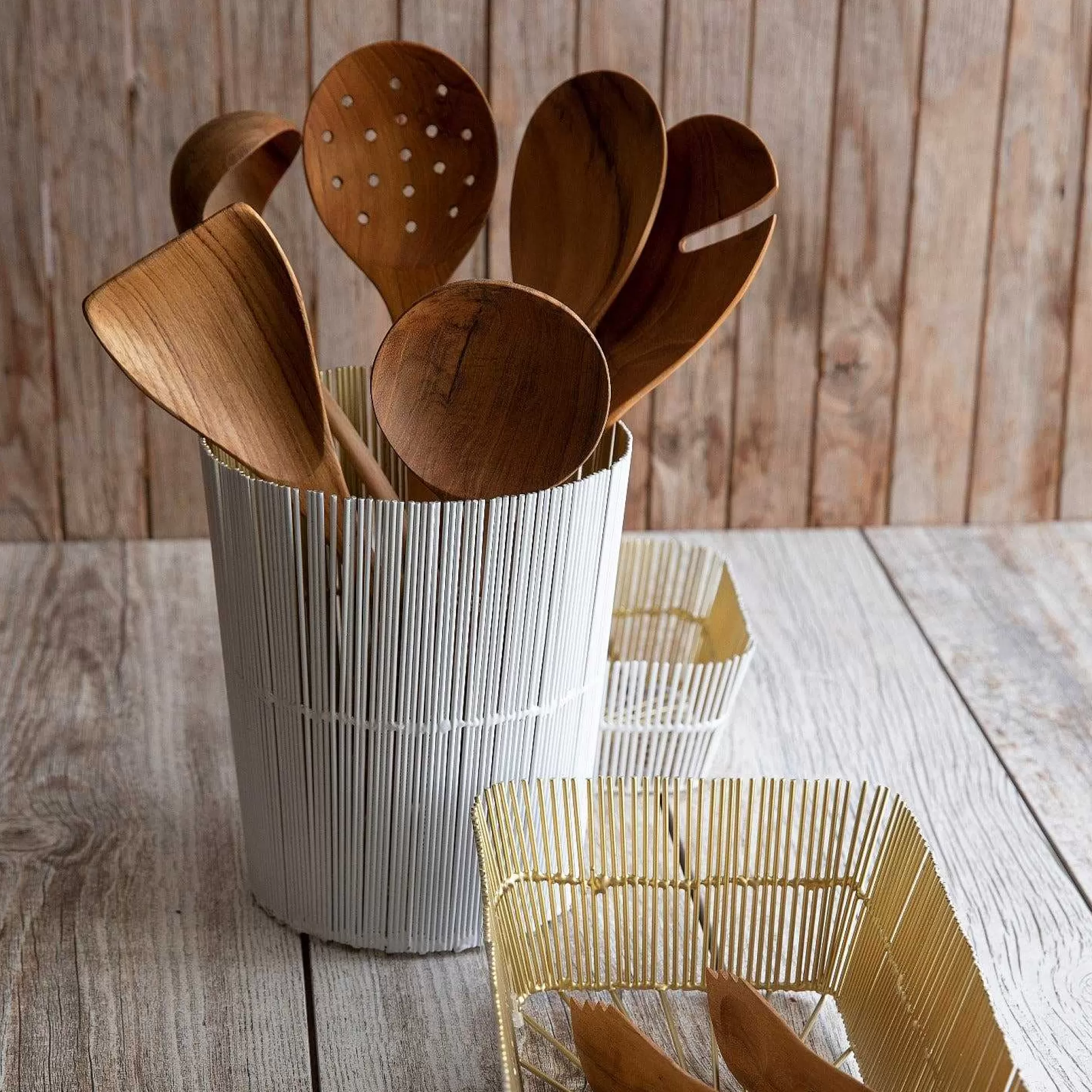 Be Home Cooking Utensils<Teak Skimmer