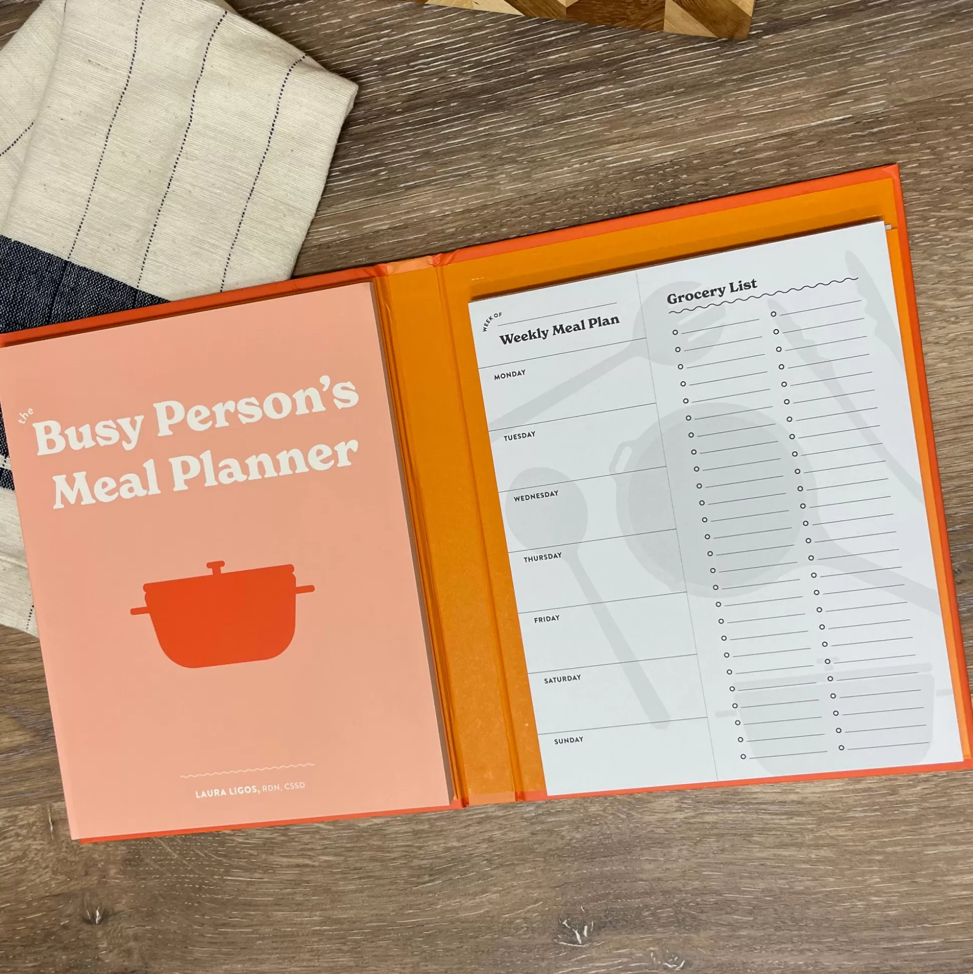 The Busy Person's Meal Planner By Laura Ligos^Be Home Best