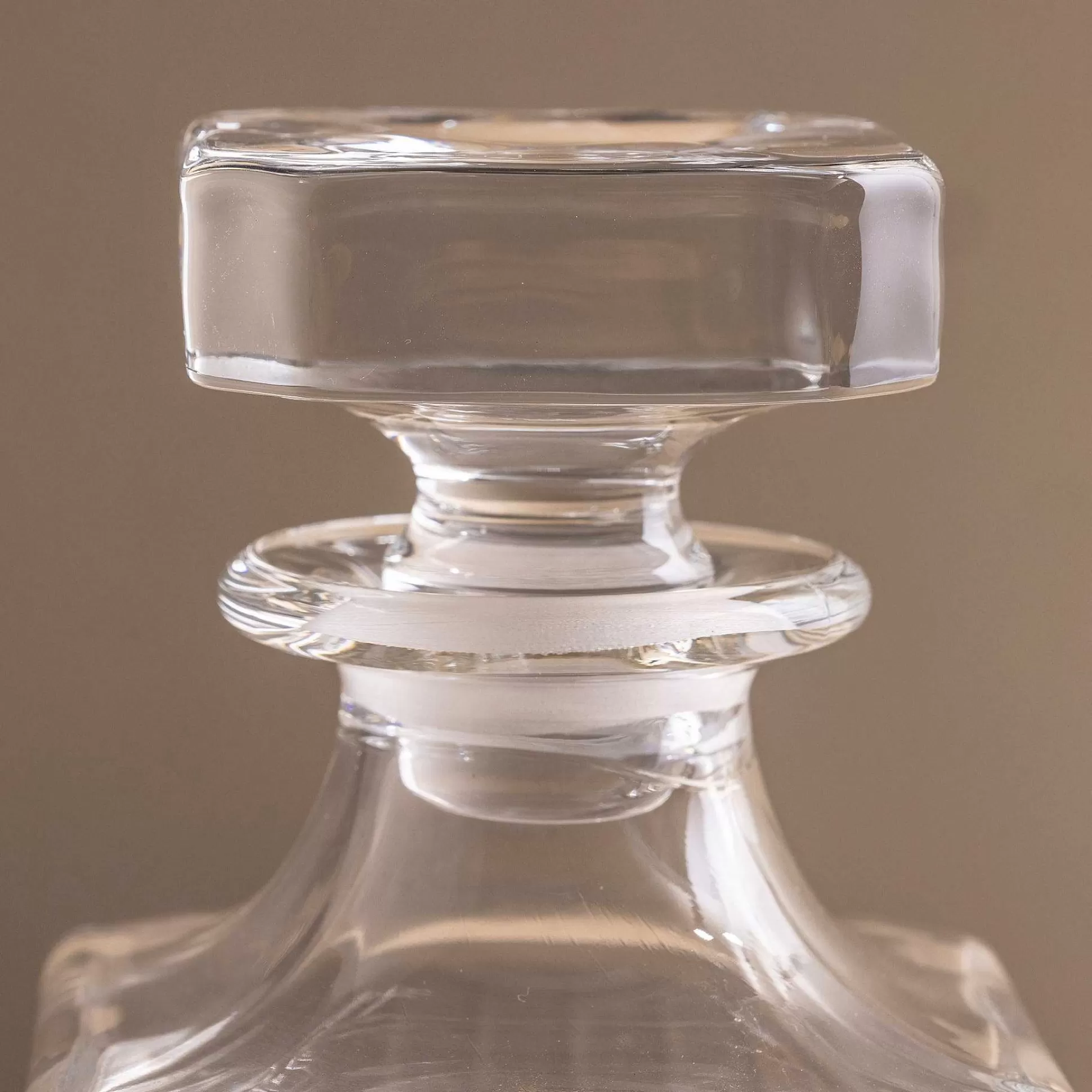 Be Home Bar Tools<Timeless Crystal Decanter with Stopper