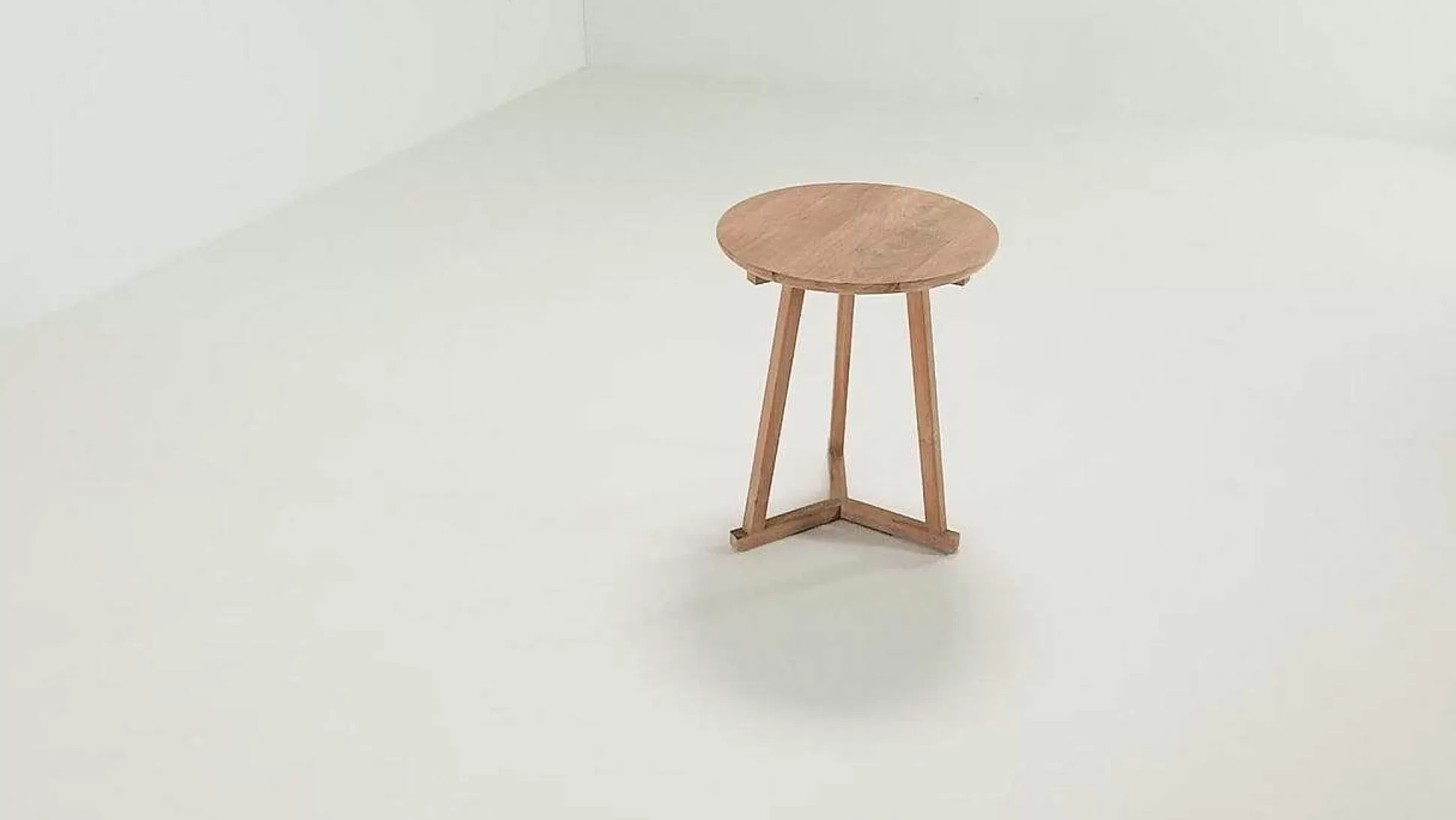 Be Home Side Tables<Tripod Side Table, Teak